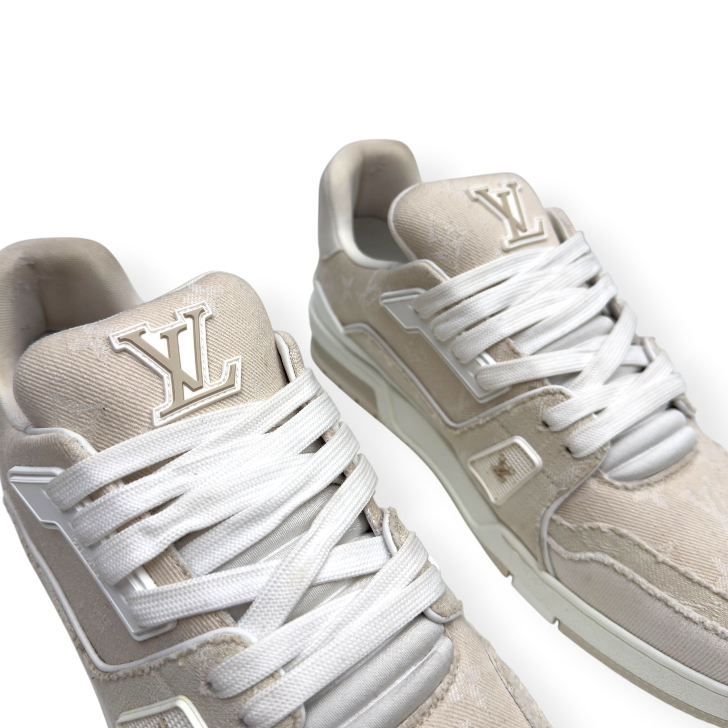 LOUIS VUITTON LV TRAINER BEIGE / WHITE UK10