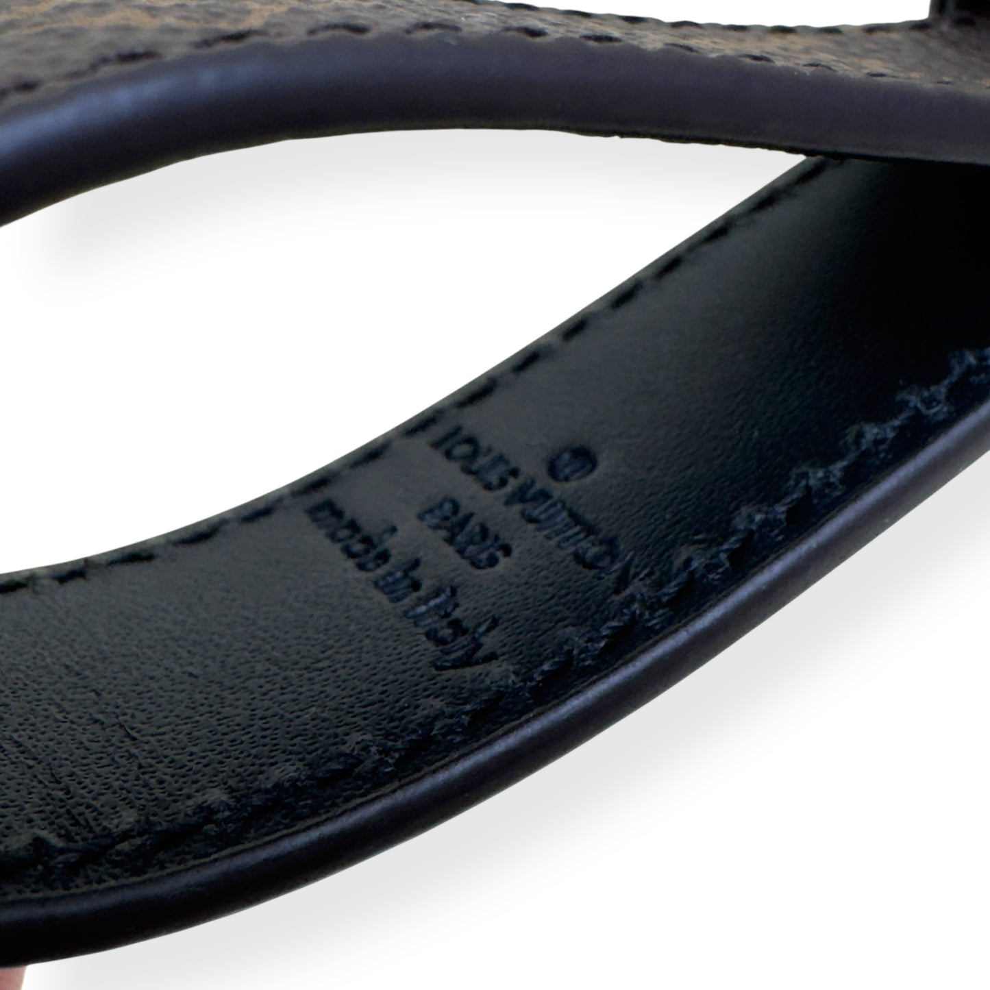 LOUIS VUITTON DRAGONNE KEY HOLDER BROWN