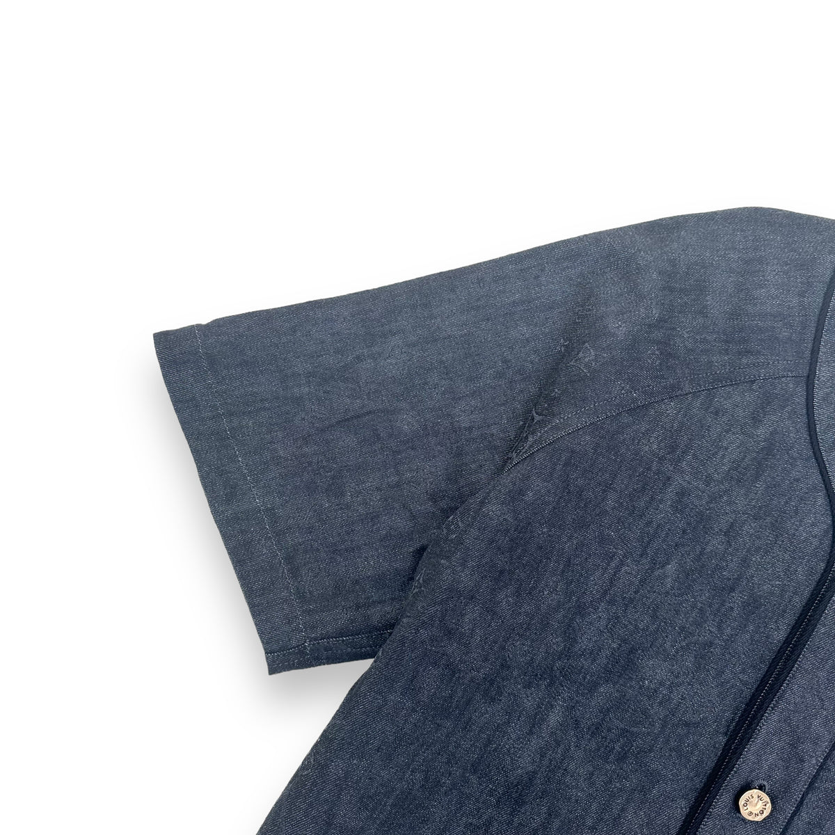 LOUIS VUITTON EMBOSSED MONOGRAM BASEBALL SHIRT SS22 GREY L