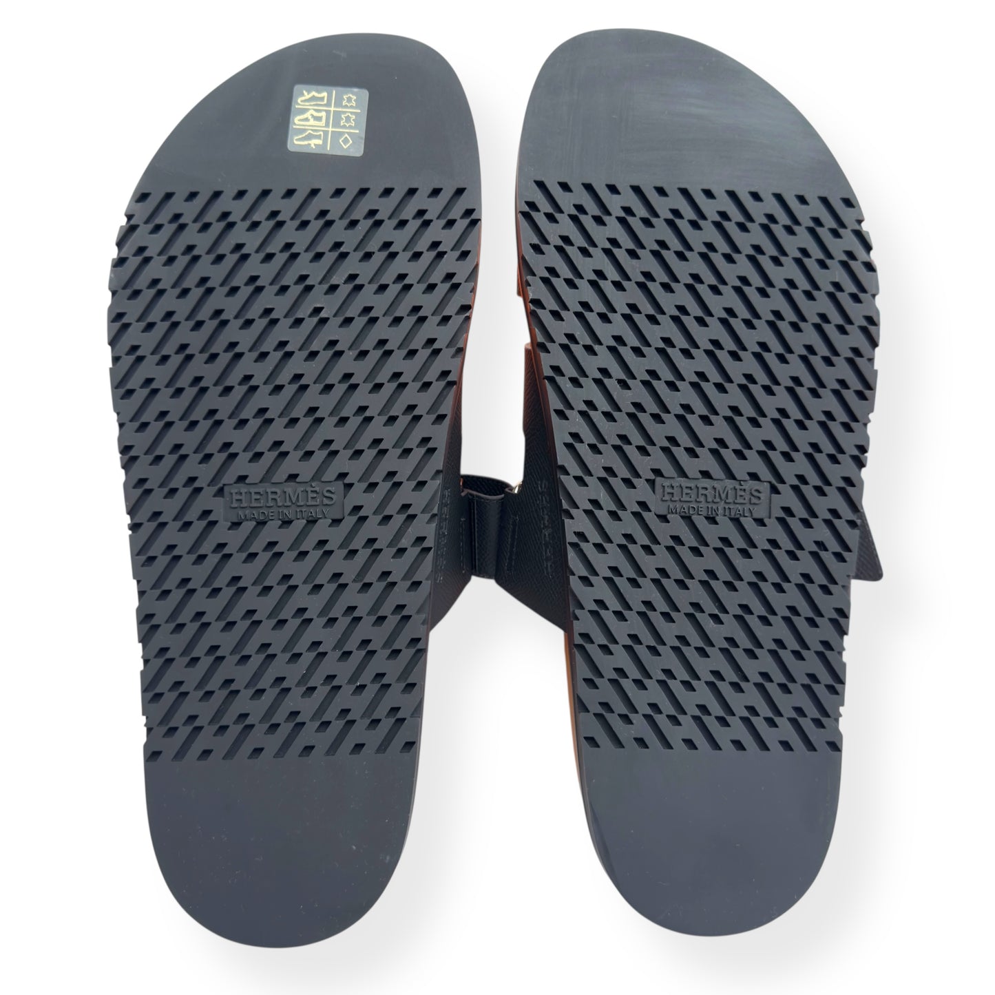 HERMÈS CHYPRE SANDALS NATUREL / BLACK 42 / UK8