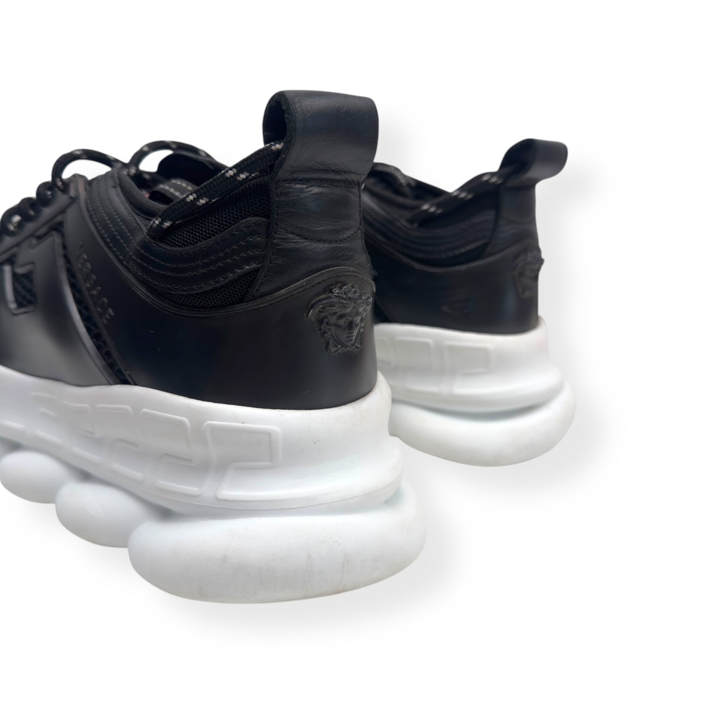 VERSACE CHAIN REACTION SNEAKER BLACK / WHITE 42 / UK8