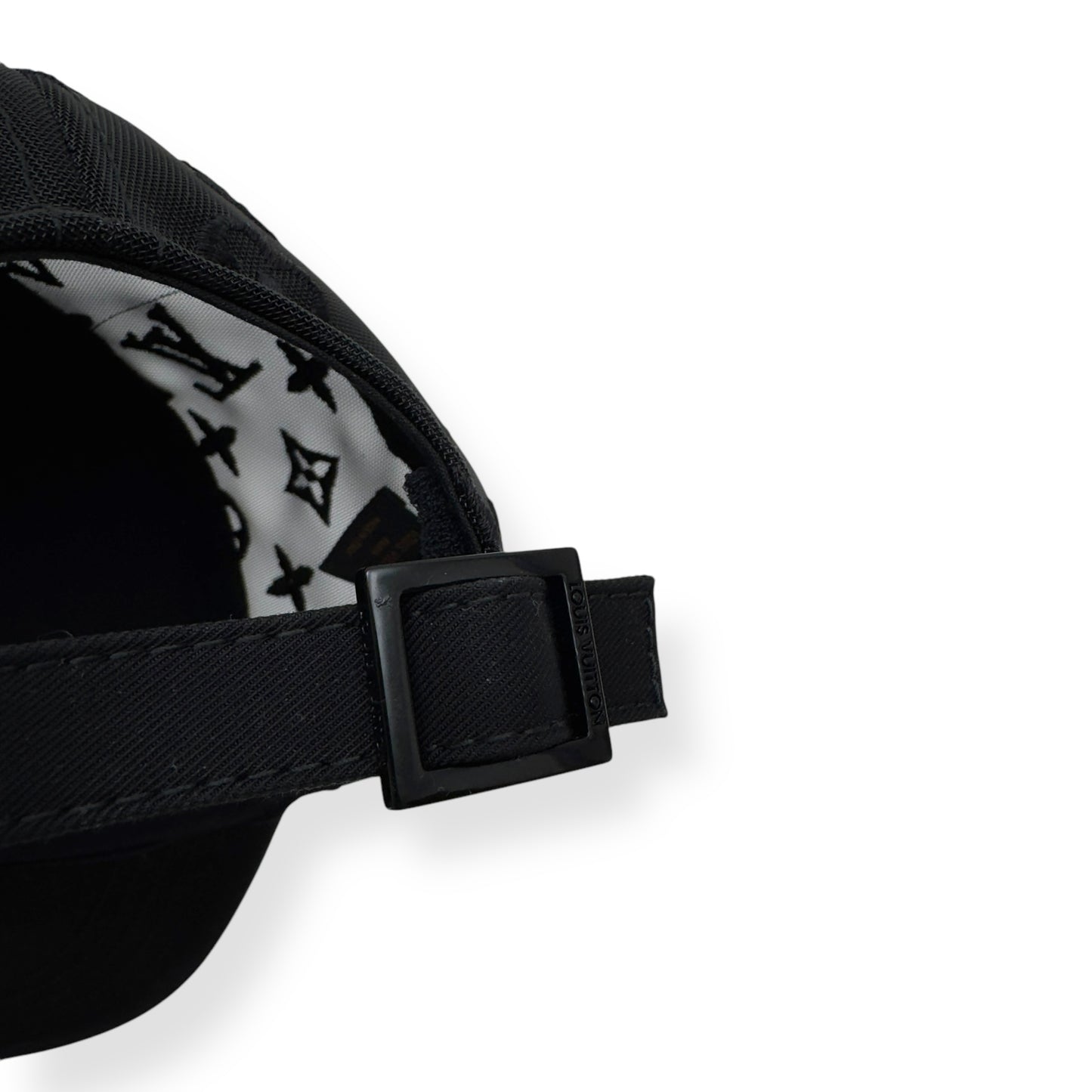 LOUIS VUITTON X TYLER THE CREATOR MESH SIGNATURE CAP BLACK / WHITE O/S