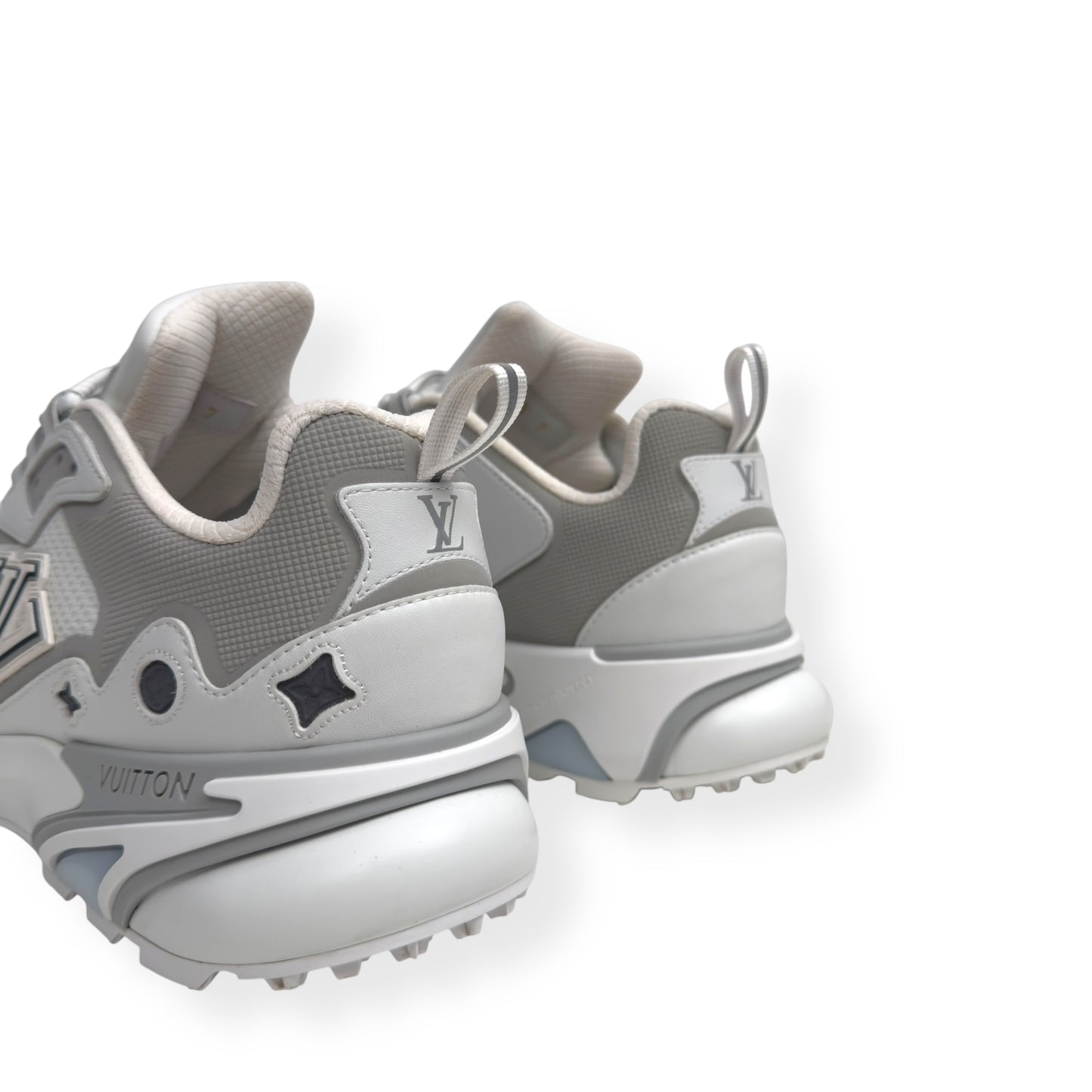 LOUIS VUITTON LV RUNNER TATIC SNEAKER WHITE UK7