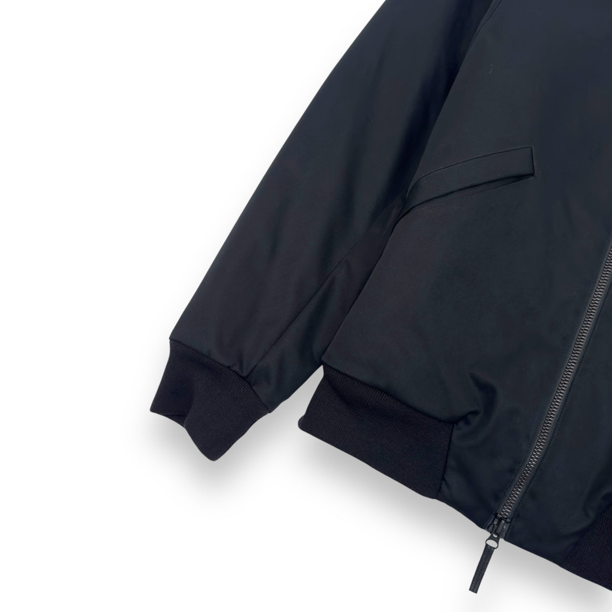 NIKE JORDAN CITY OF FLIGHT MA-1 BOMBER JACKET BLACK / WHITE L