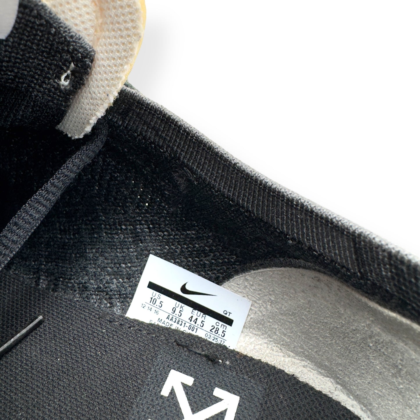 NIKE X OFF-WHITE AIR VAPORMAX SNEAKER ‘THE TEN’ BLACK / WHITE UK9.5