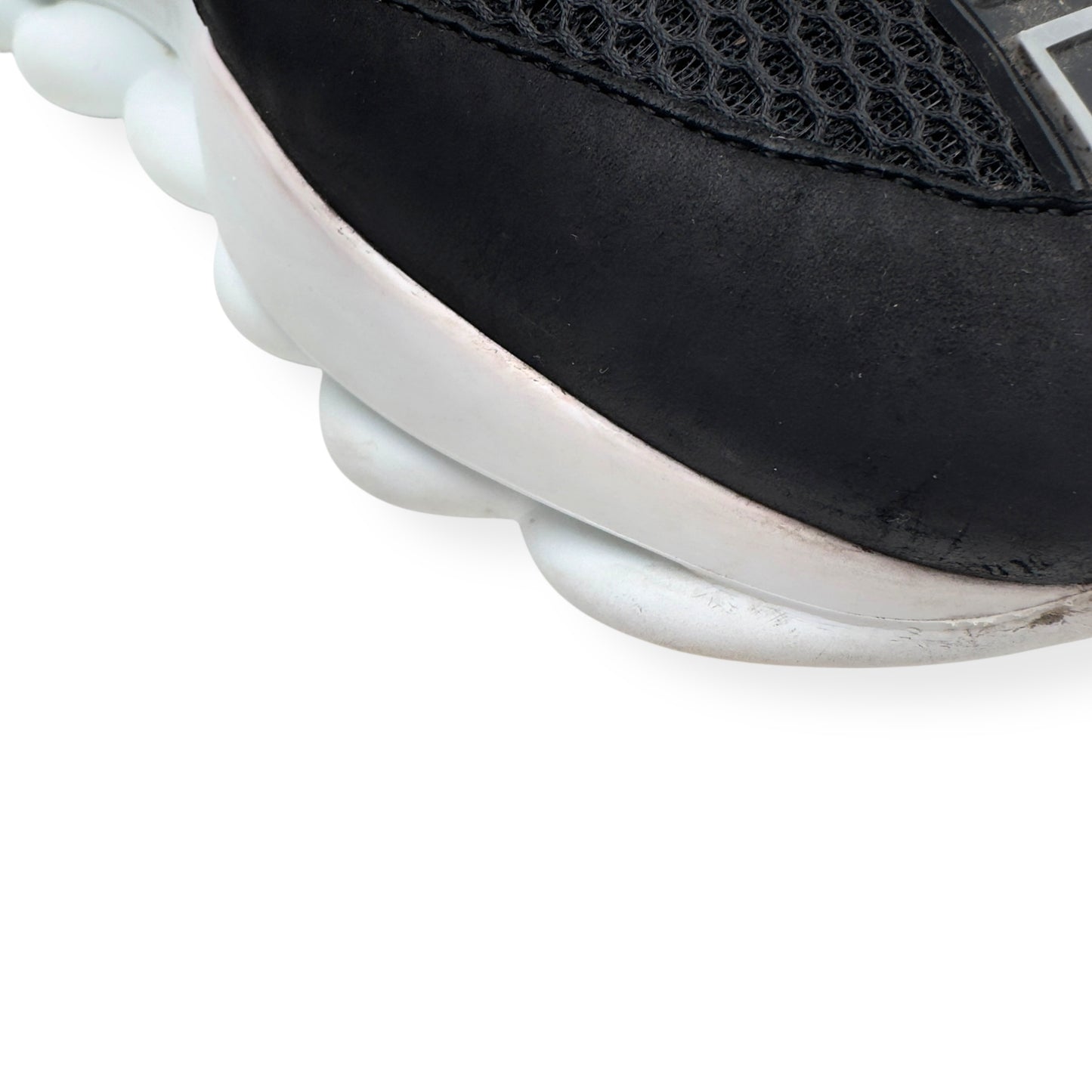 VERSACE CHAIN REACTION SNEAKER BLACK / WHITE 42 / UK8