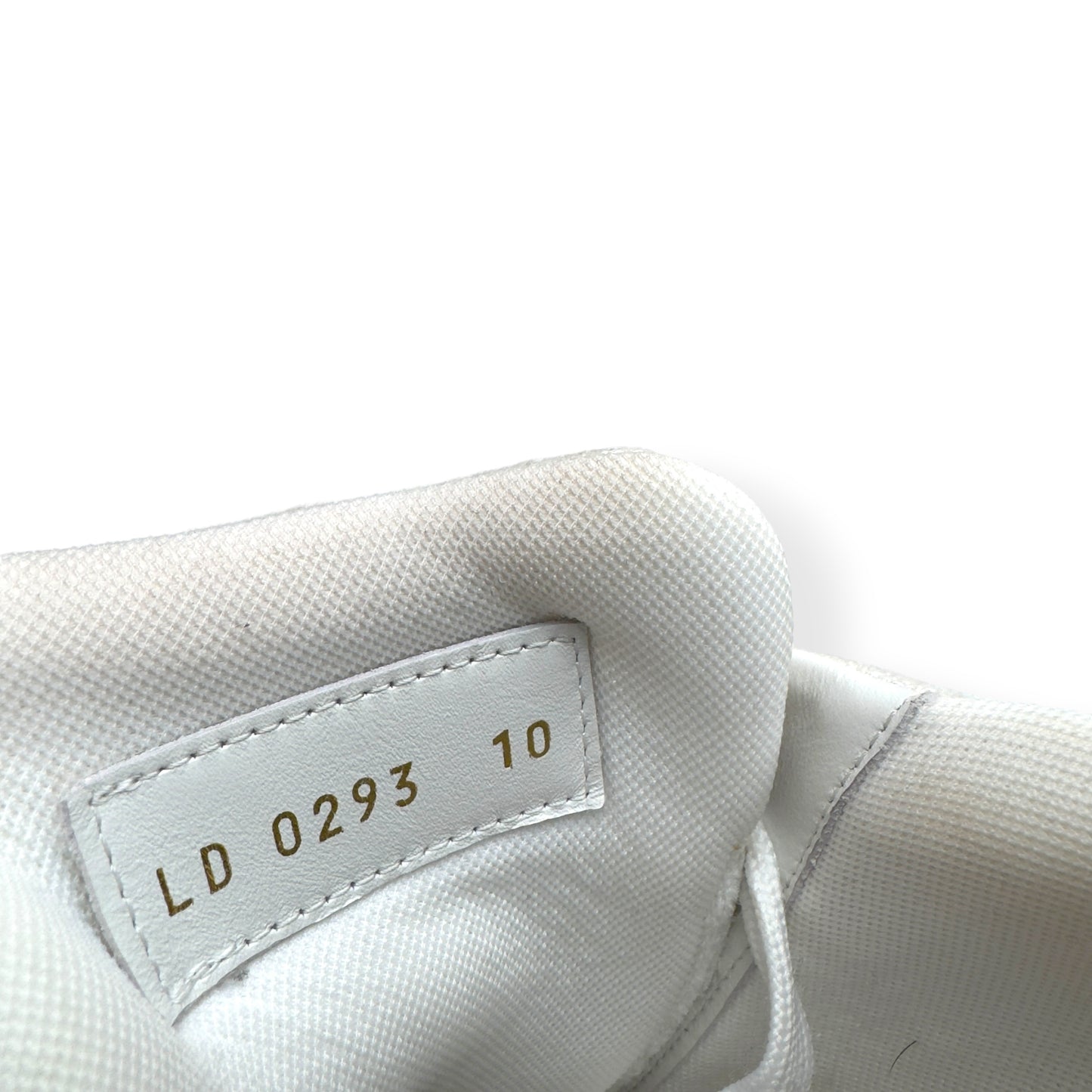 LOUIS VUITTON LV TRAINER BEIGE / WHITE UK10