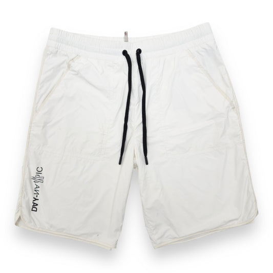 MONCLER GRENOBLE DAY-NAMIC NYLON SHORTS WHITE L