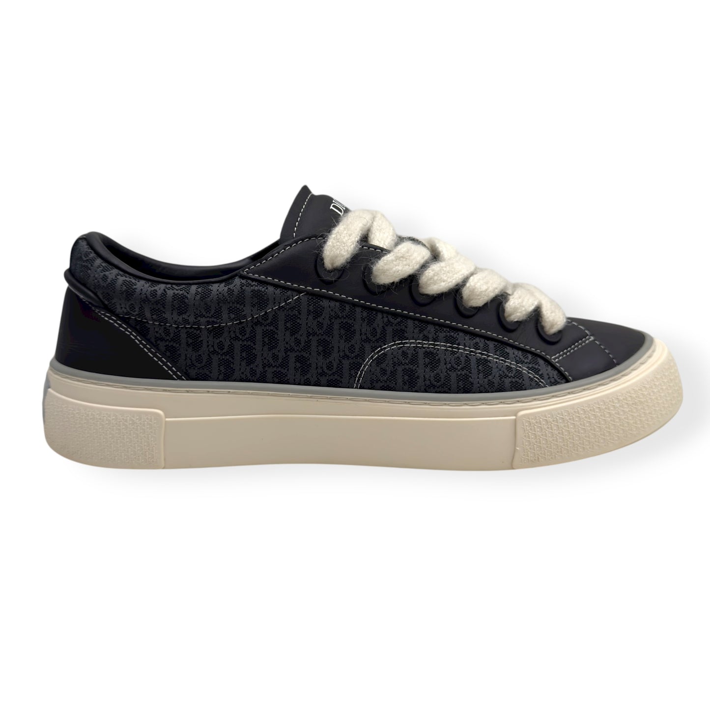 DIOR B33 SMOOTH CALFSKIN OBLIQUE SNEAKER BLACK / WHITE 45 / UK11