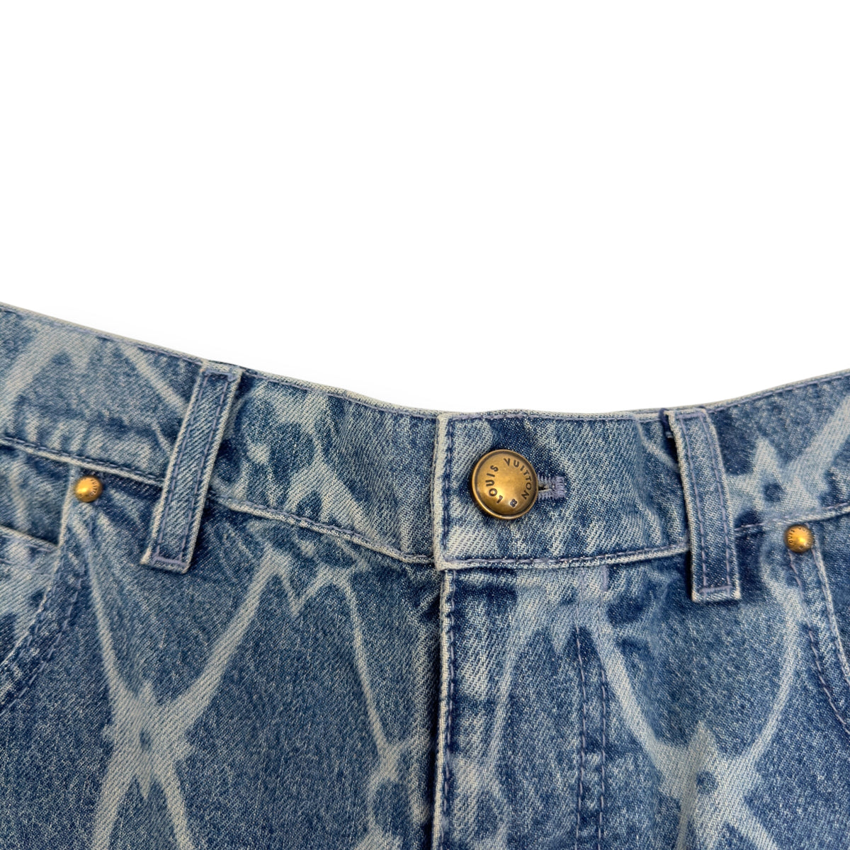LOUIS VUITTON MONOGRAM PRINTED DENIM SHORTS INDIGO BLUE W34” / L