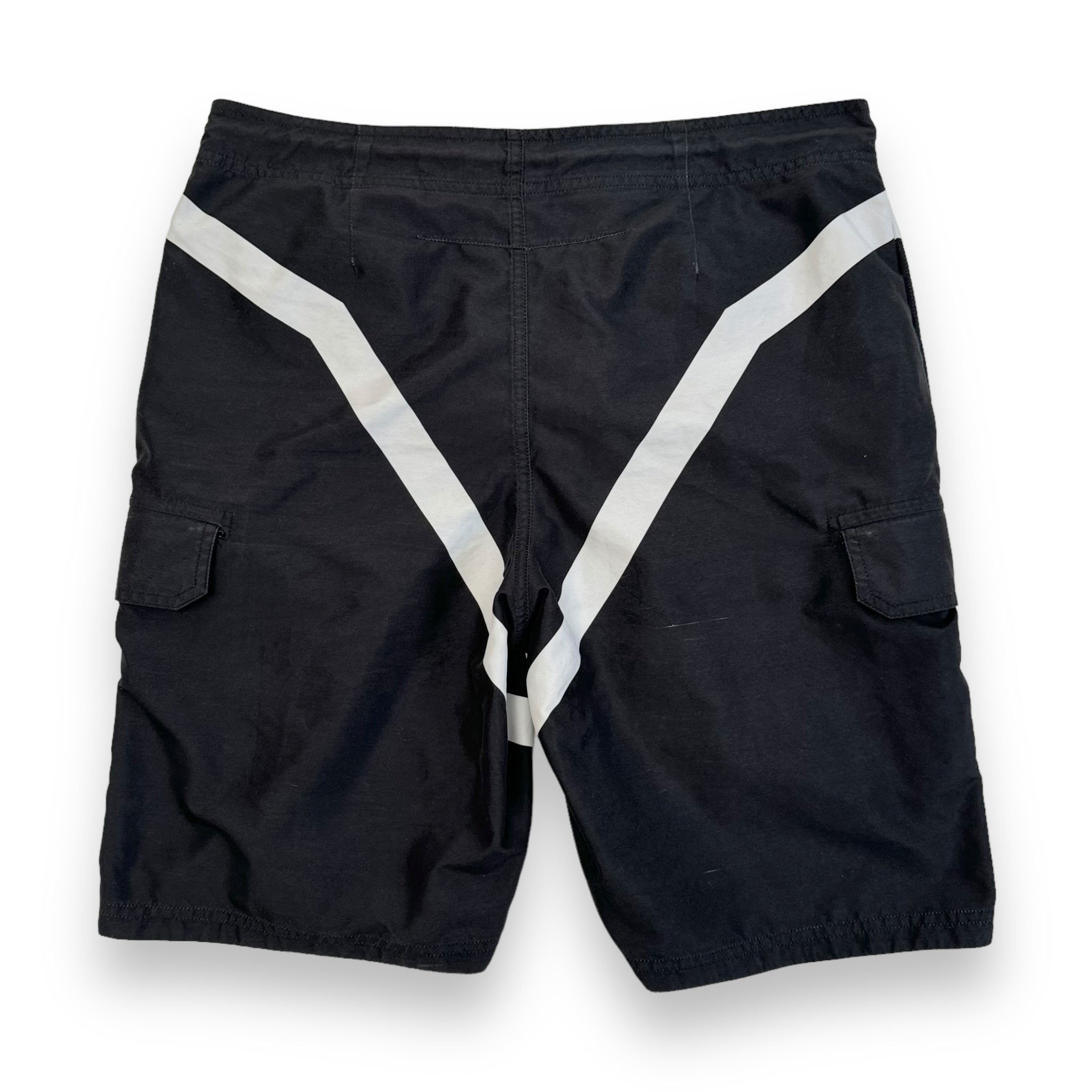 GIVENCHY STAR PATCH SHORTS BLACK / WHITE M
