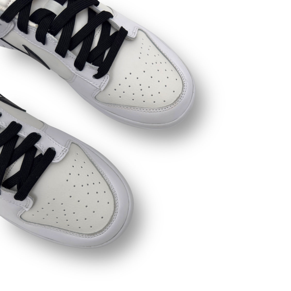NIKE DUNK LOW RETRO SNEAKER REVERSE PANDA UK8.5