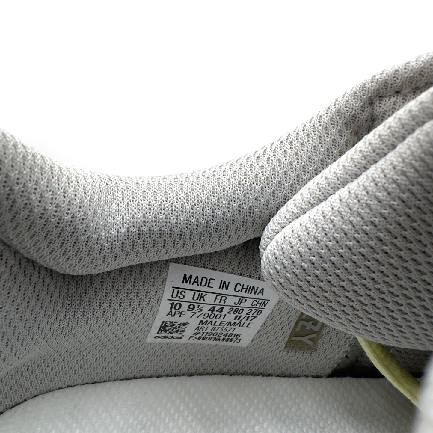YEEZY BOOST 700 GS SNEAKER WAVE RUNNER UK9.5