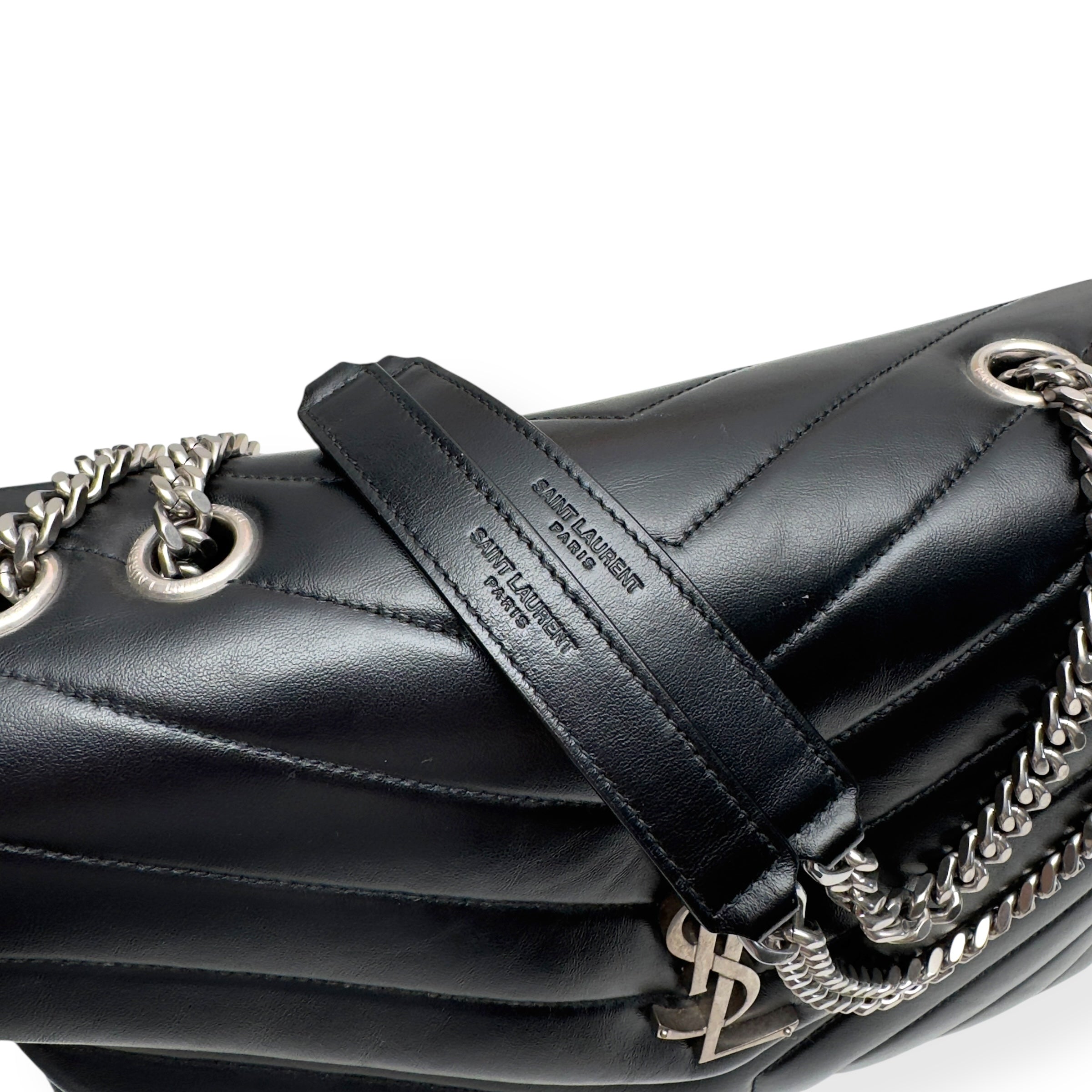 SAINT LAURENT LOULOU QUILTED LEATHER SHOULDER BAG BLACK / SILVER M