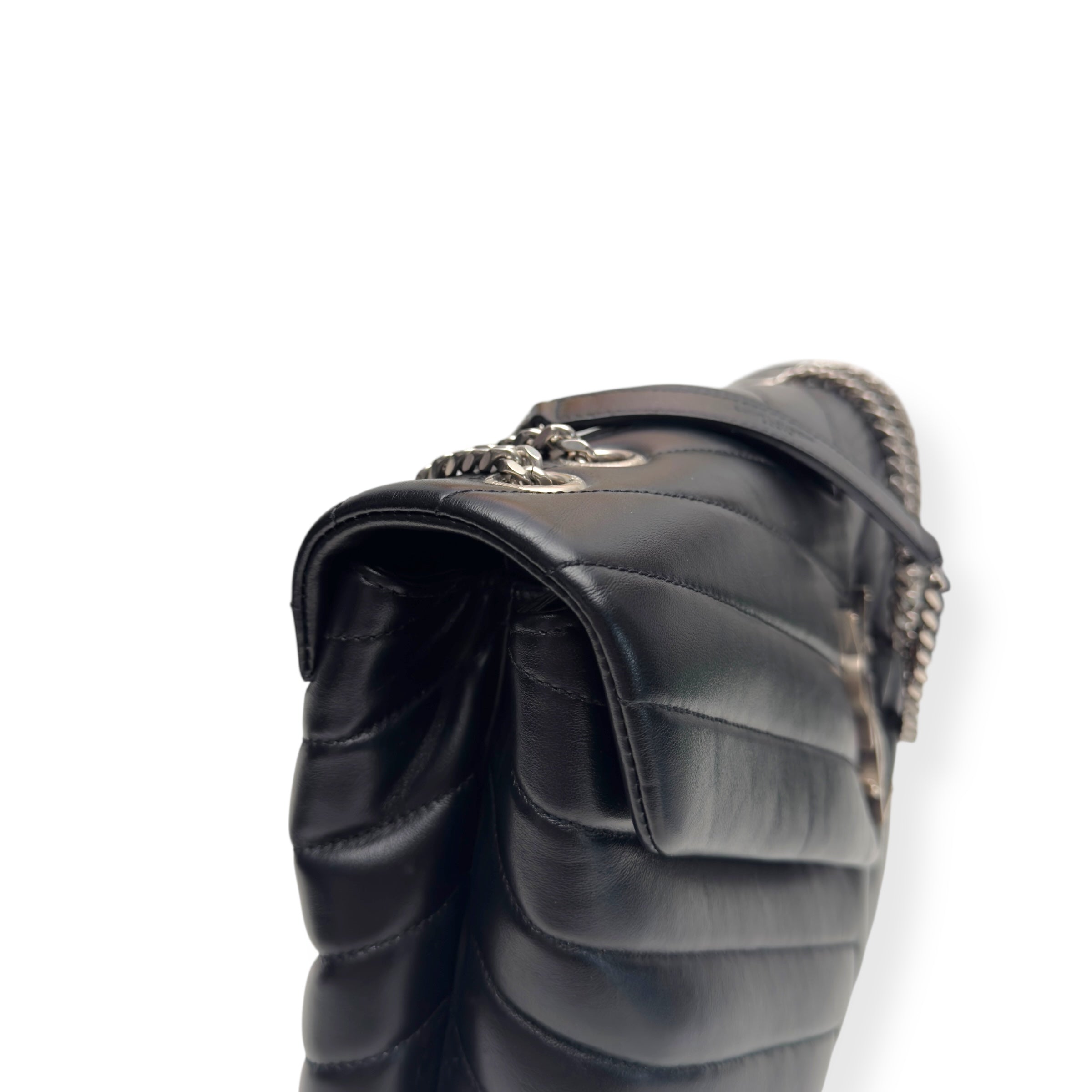 SAINT LAURENT LOULOU QUILTED LEATHER SHOULDER BAG BLACK / SILVER M