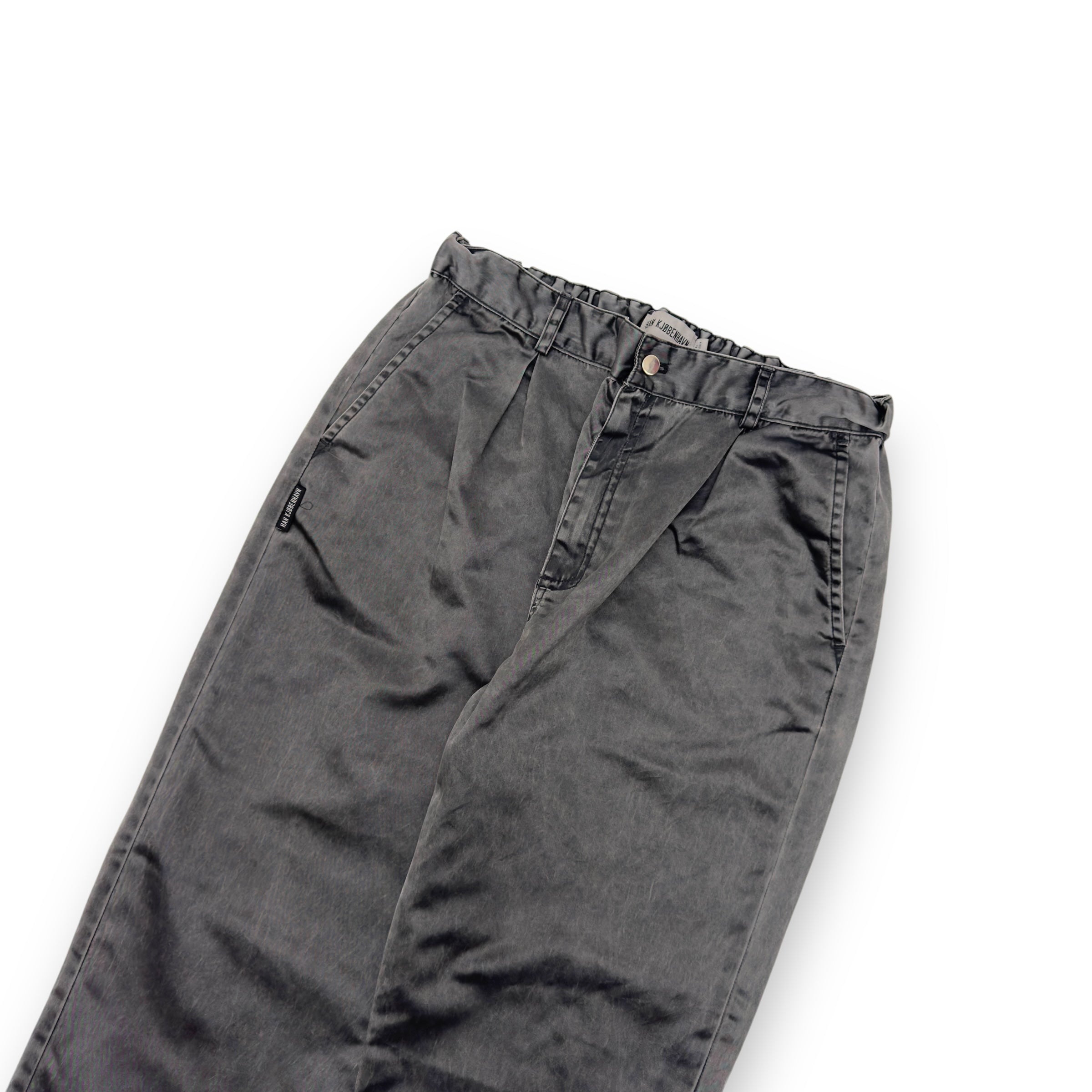 HAN KJØBENHAVN STRAIGHT-LEG NYLON TROUSERS SILVER XL