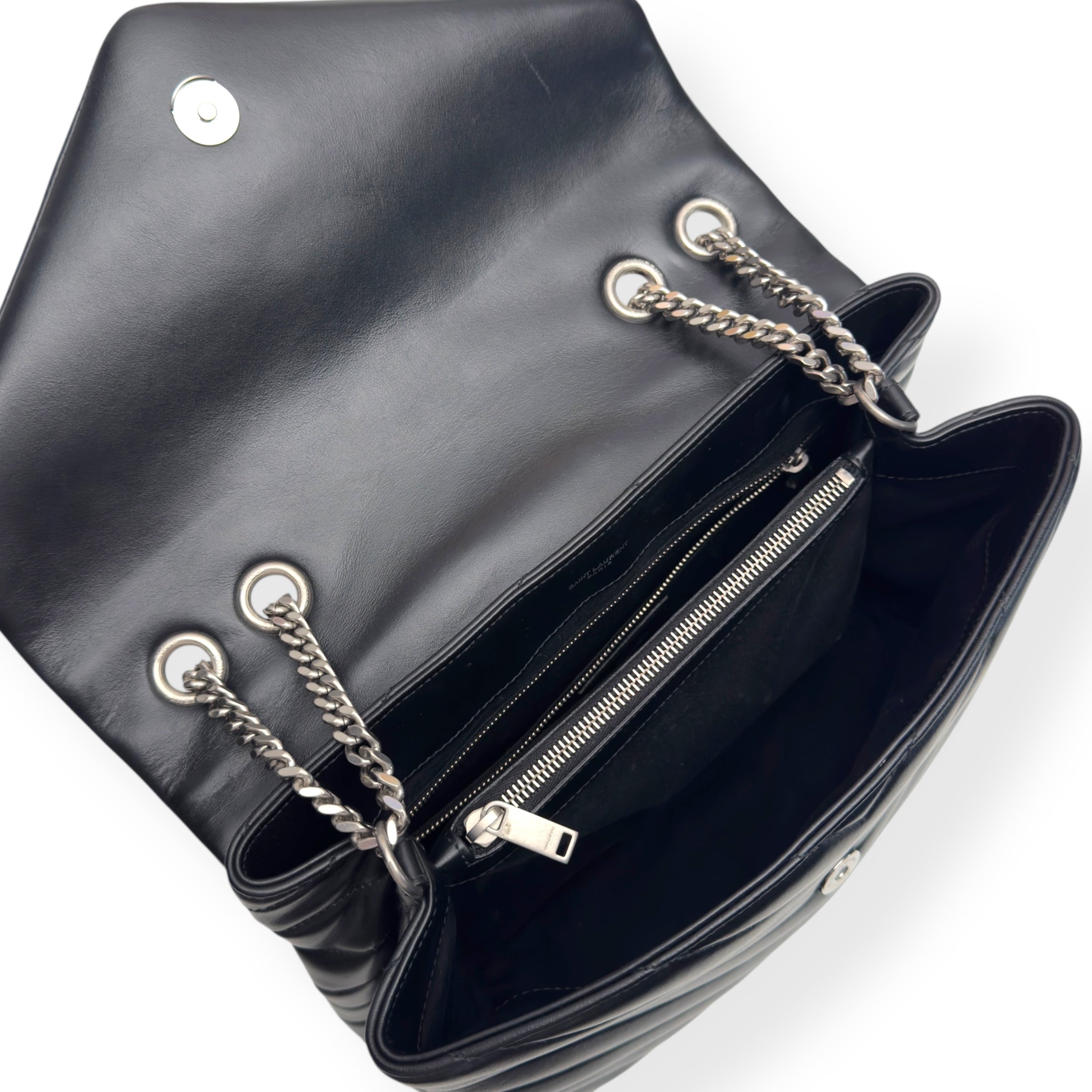 SAINT LAURENT LOULOU QUILTED LEATHER SHOULDER BAG BLACK / SILVER M