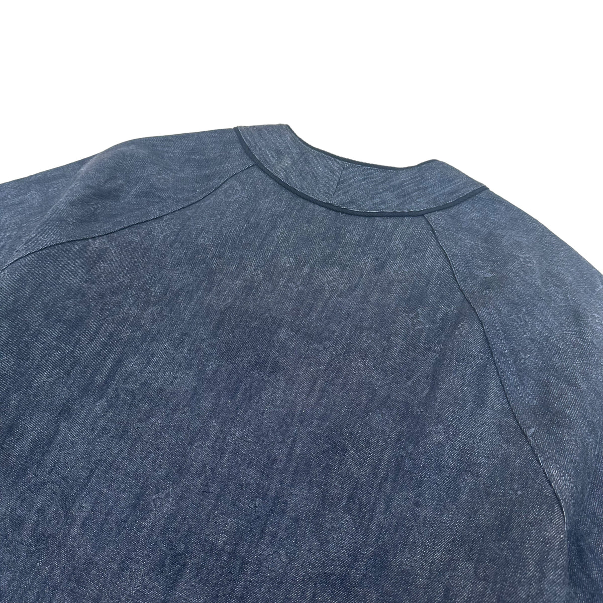 LOUIS VUITTON EMBOSSED MONOGRAM BASEBALL SHIRT SS22 GREY L