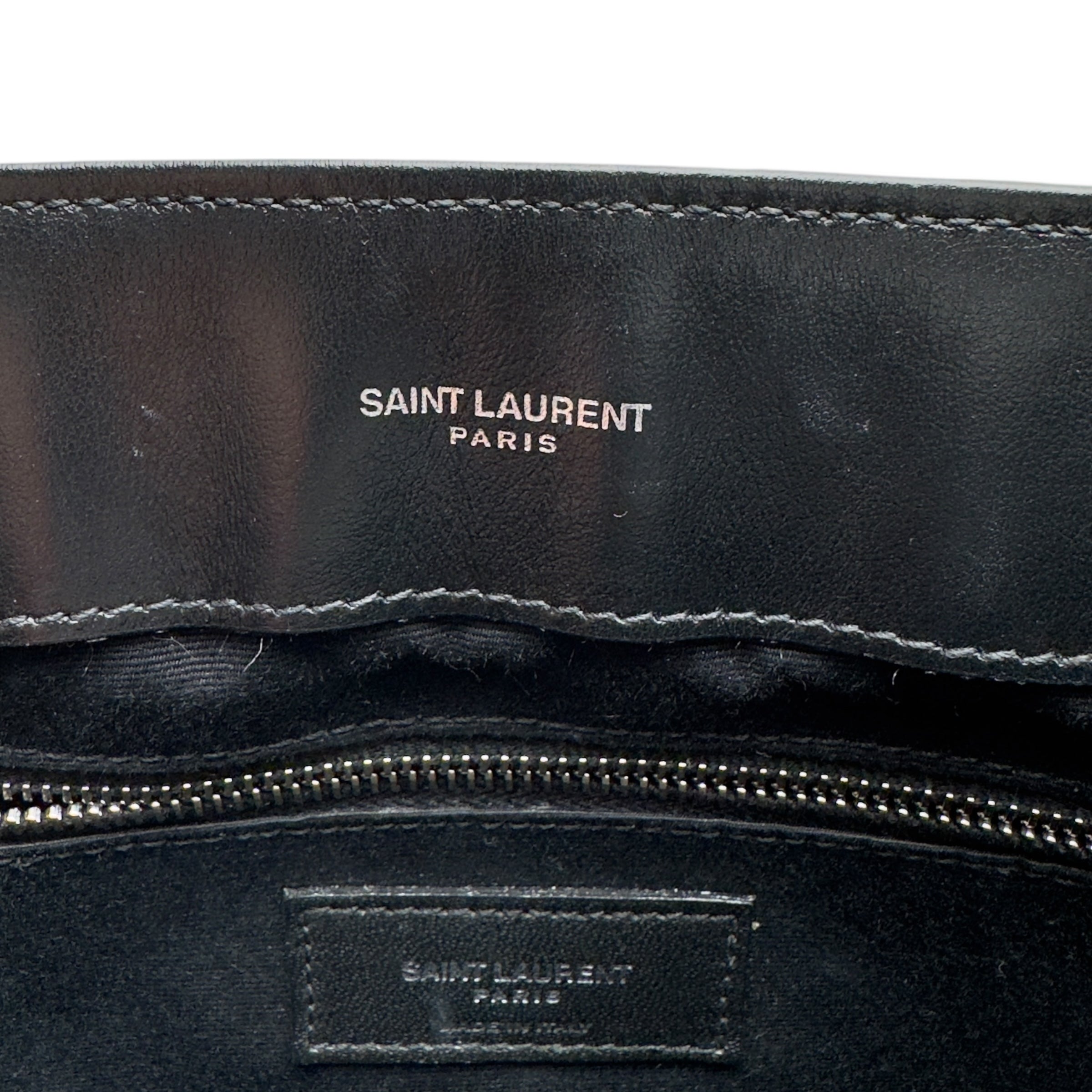 SAINT LAURENT LOULOU QUILTED LEATHER SHOULDER BAG BLACK / SILVER M