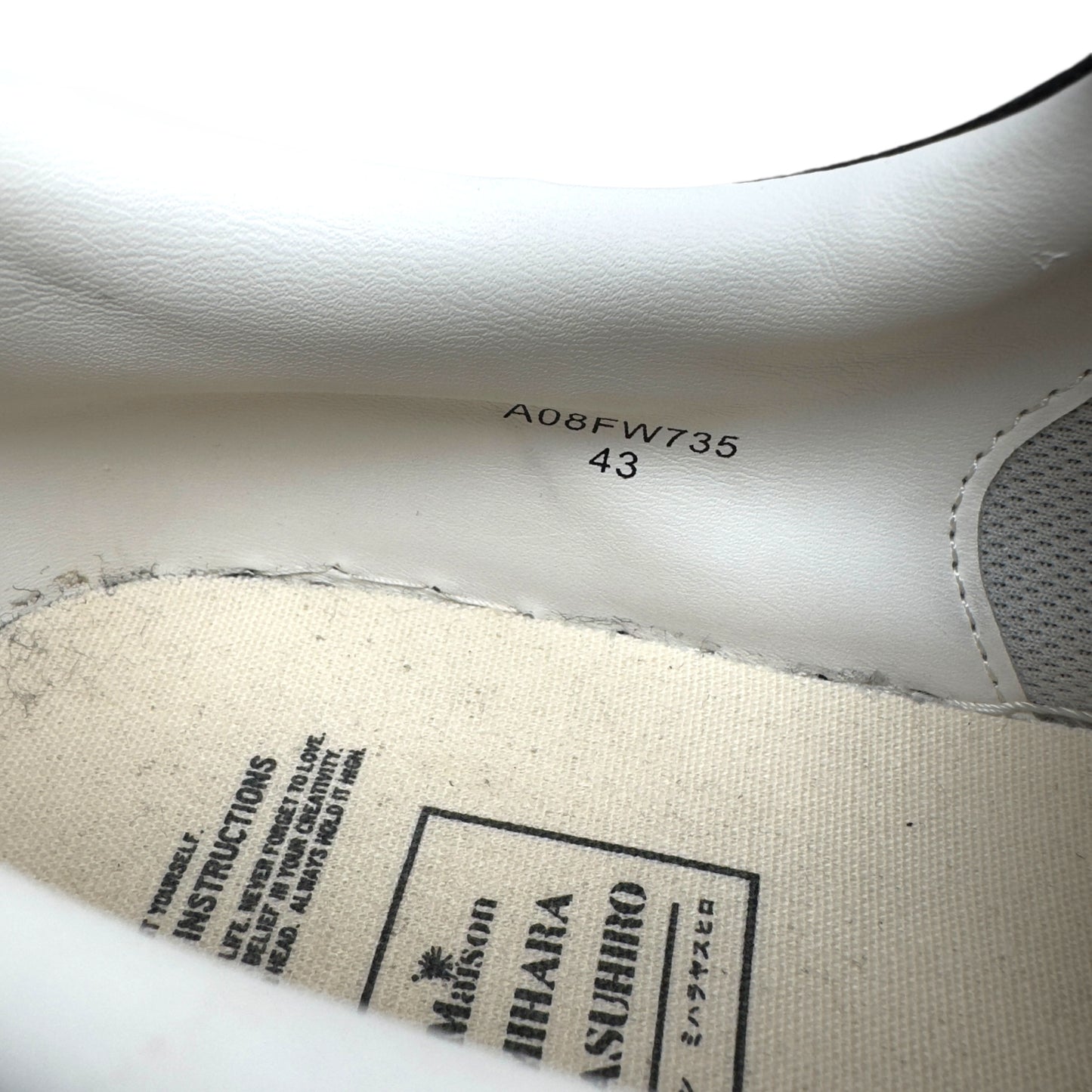 MAISON MIHARA YASUHIRO BLAKEY OG SOLE SNEAKER BLACK / WHITE 43 / UK9