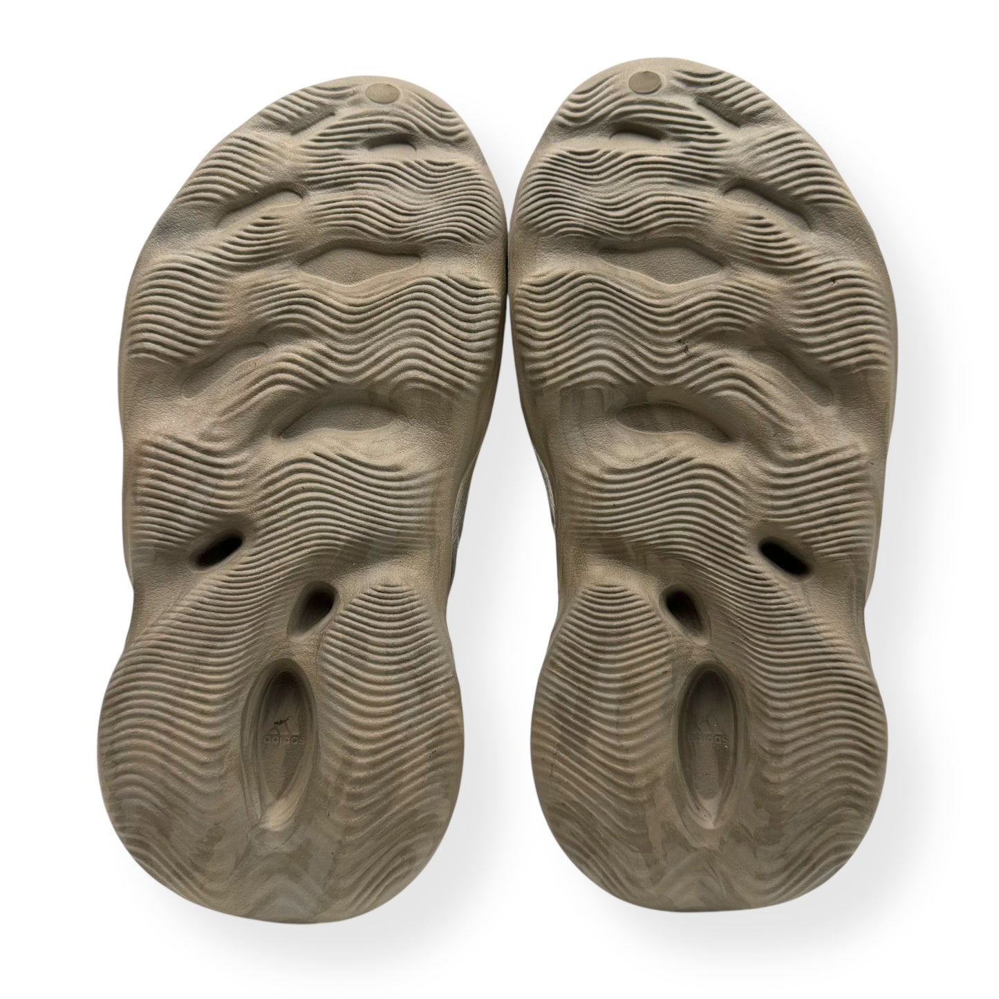 YEEZY FOAM RUNNER STONE TAUPE UK8