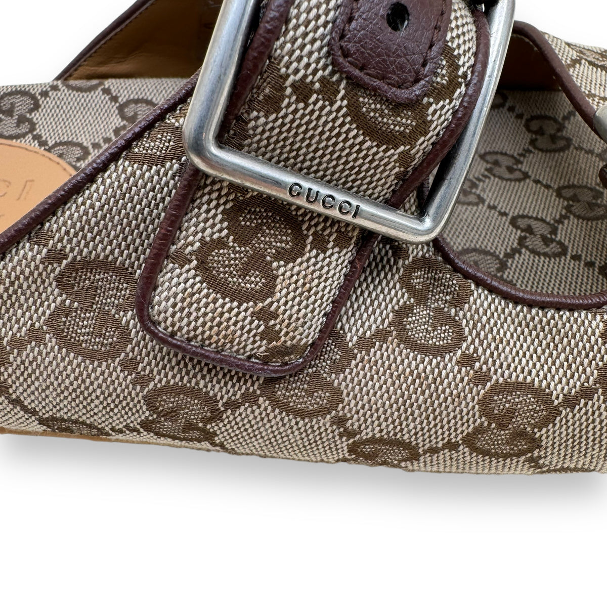 GUCCI GG MONOGRAM CANVAS SLIDE SANDAL BEIGE / EBONY UK1O