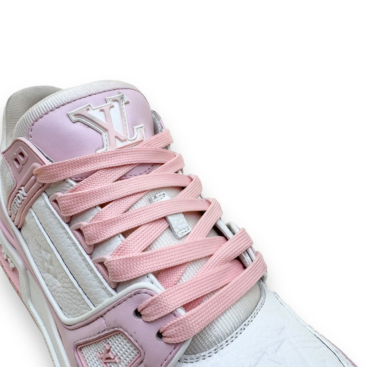 LOUIS VUITTON LEATHER LOW TOP SNEAKER PINK UK6.5