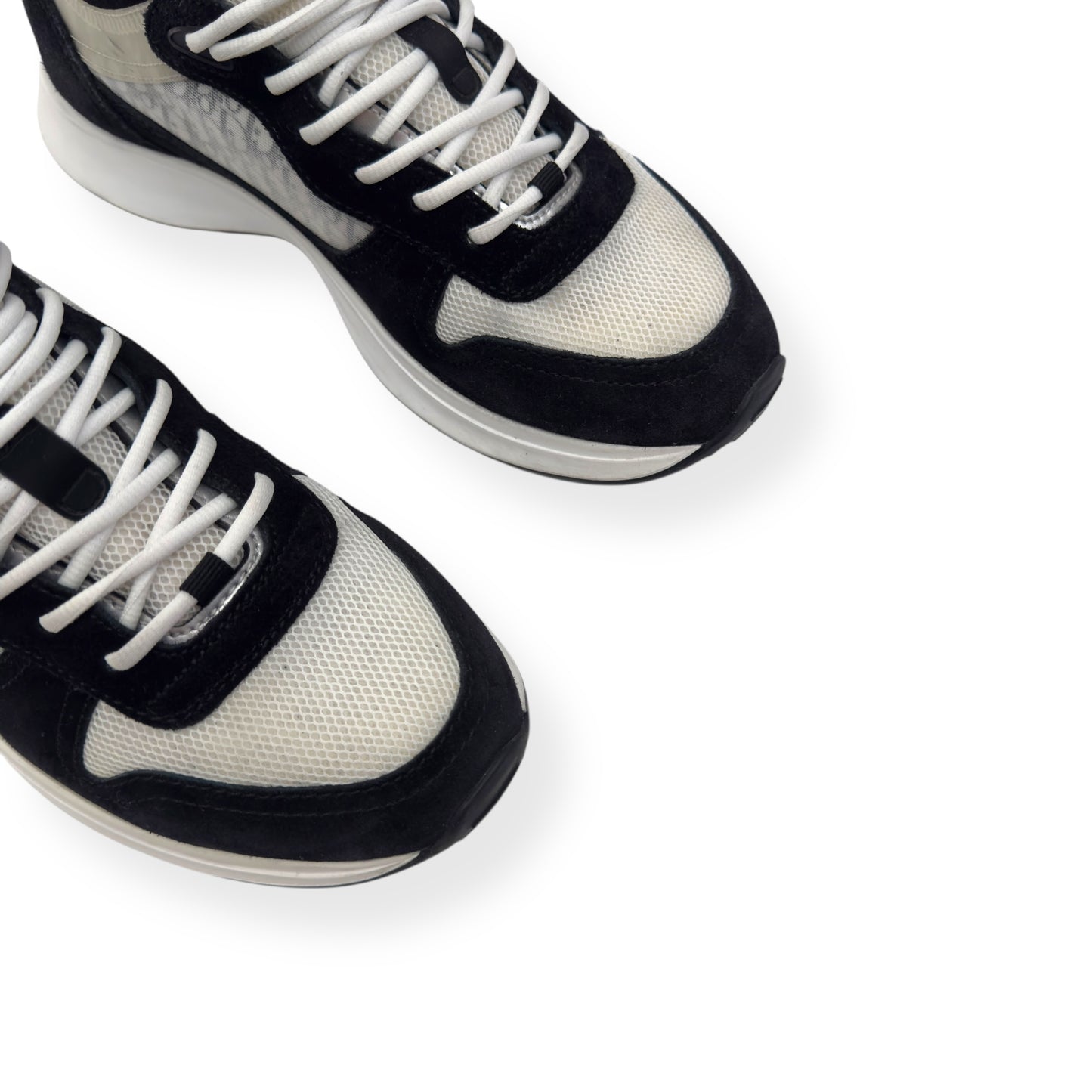 DIOR B25 RUNNER SNEAKER BLACK / WHITE UK7.5