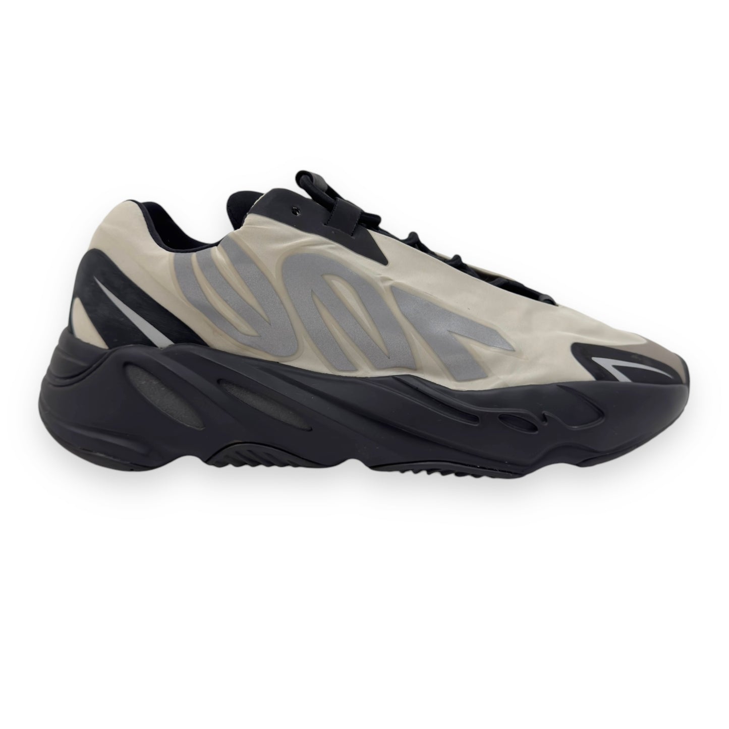 ADIDAS YEEZY BOOST 700 MNVN SNEAKER BONE UK10.5