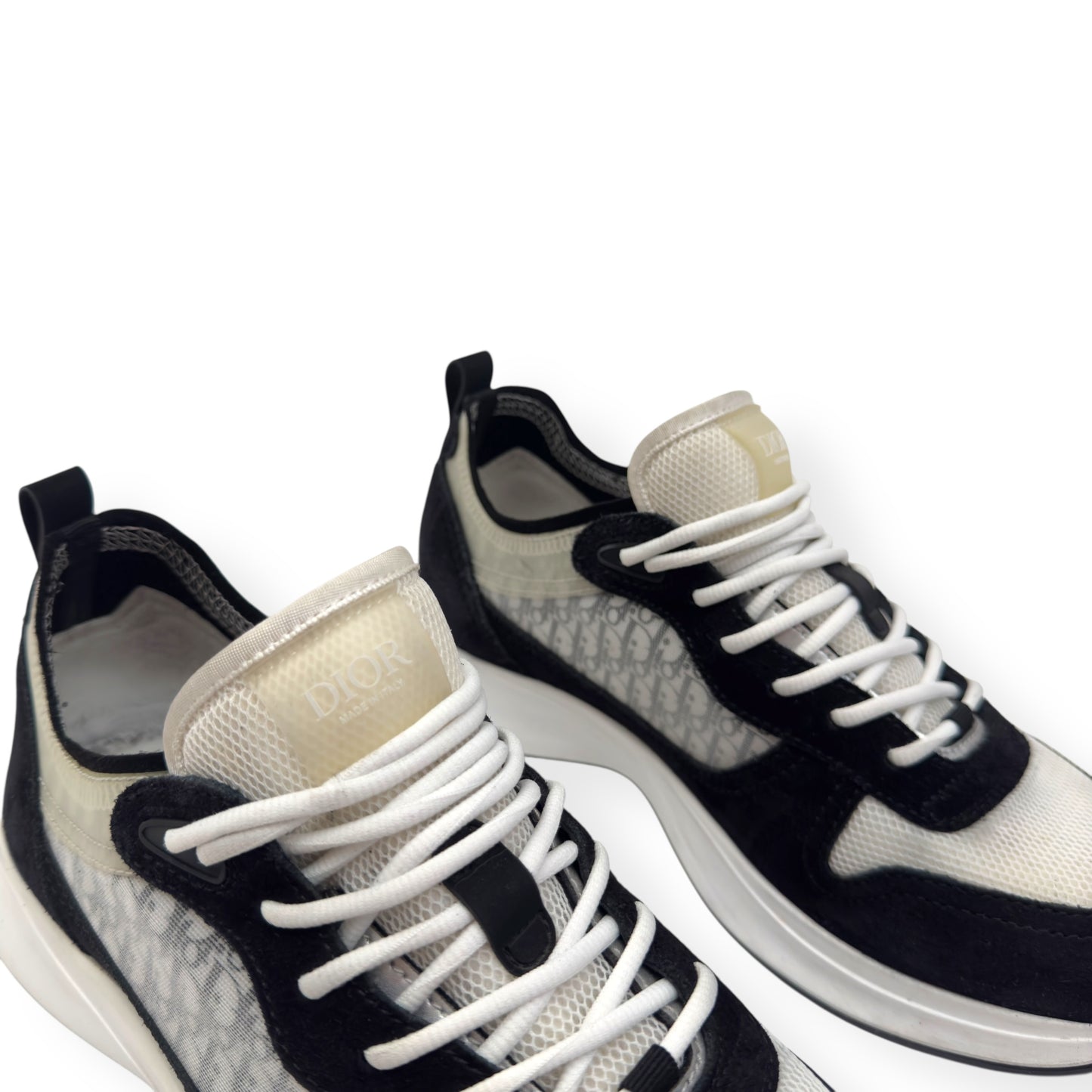 DIOR B25 RUNNER SNEAKER BLACK / WHITE UK7.5