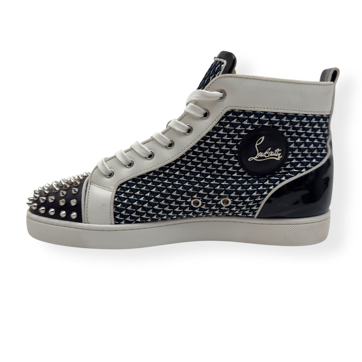 CHRISTIAN LOUBOUTIN LOUIS JUNIOR SPIKES SNEAKER WHITE / NAVY / BLACK 43 / UK9