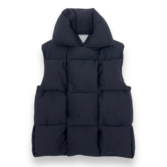 BOTTEGA VENETA OVERSIZED INTRECCIATO QUILTED DOWN GILET PUFFER BLACK S