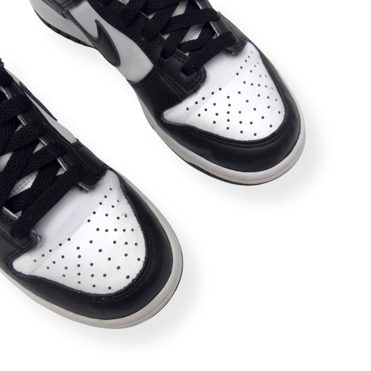 NIKE DUNK LOW TOP SNEAKER PANDA UK5