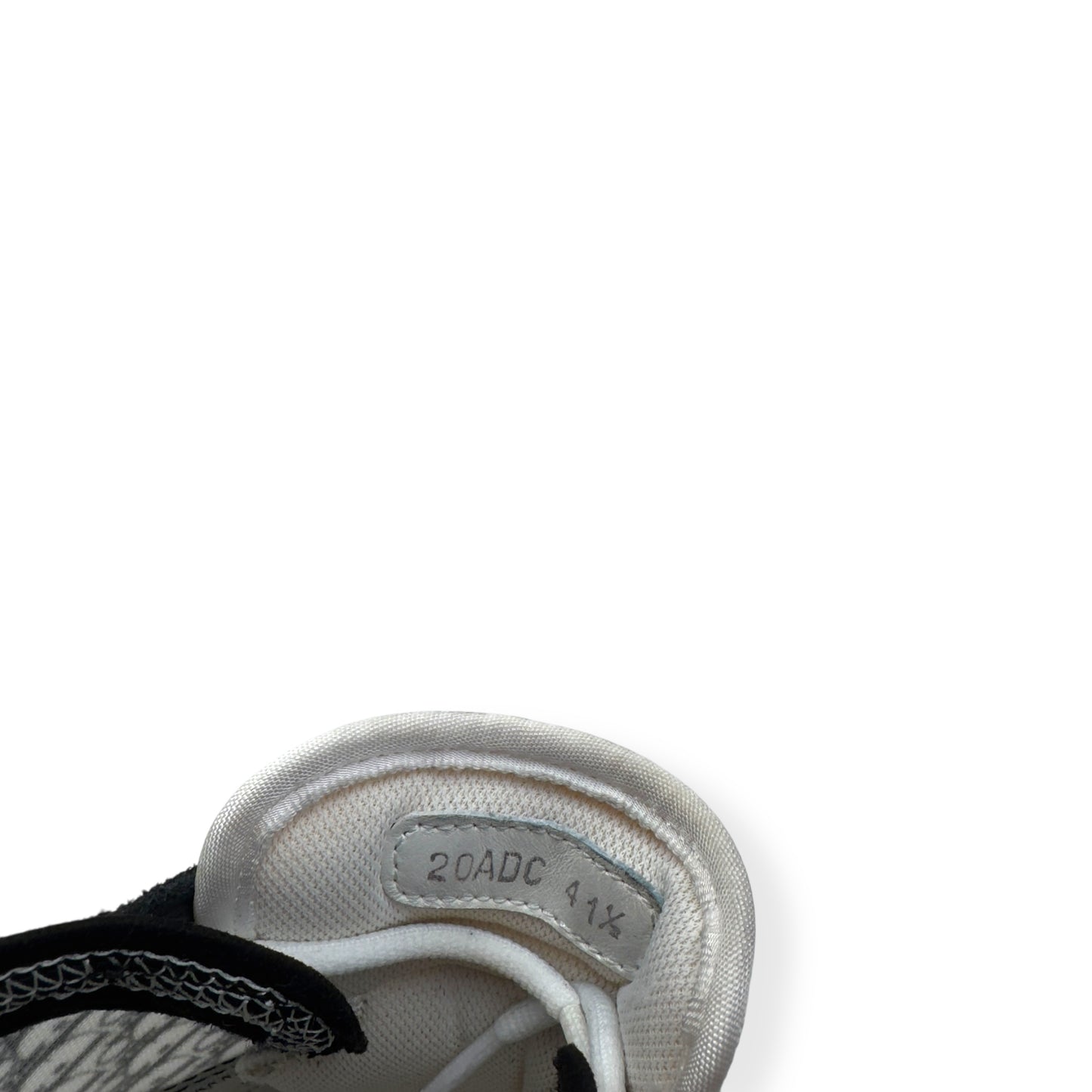 DIOR B25 RUNNER SNEAKER BLACK / WHITE UK7.5