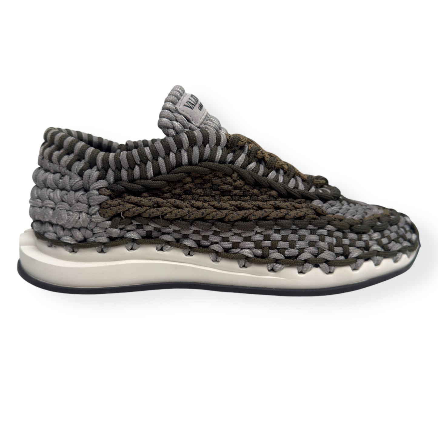 VALENTINO GARAVANI CROCHET LOW-TOP SNEAKERS 42 / UK8