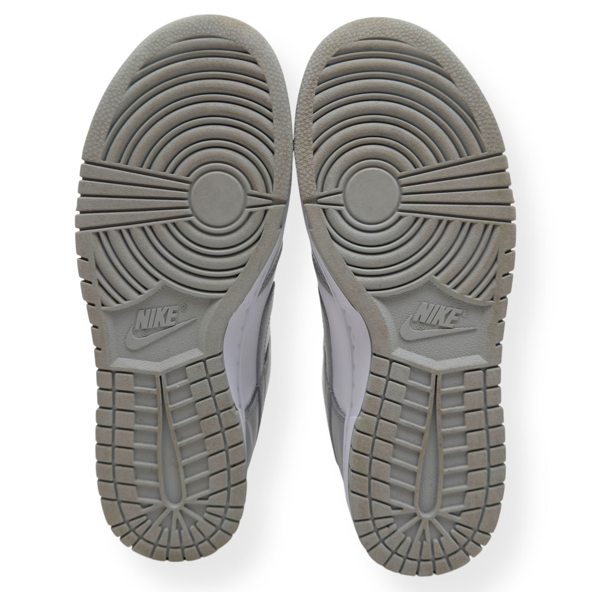 NIKE DUNK LOW TOP SNEAKER GREY UK7