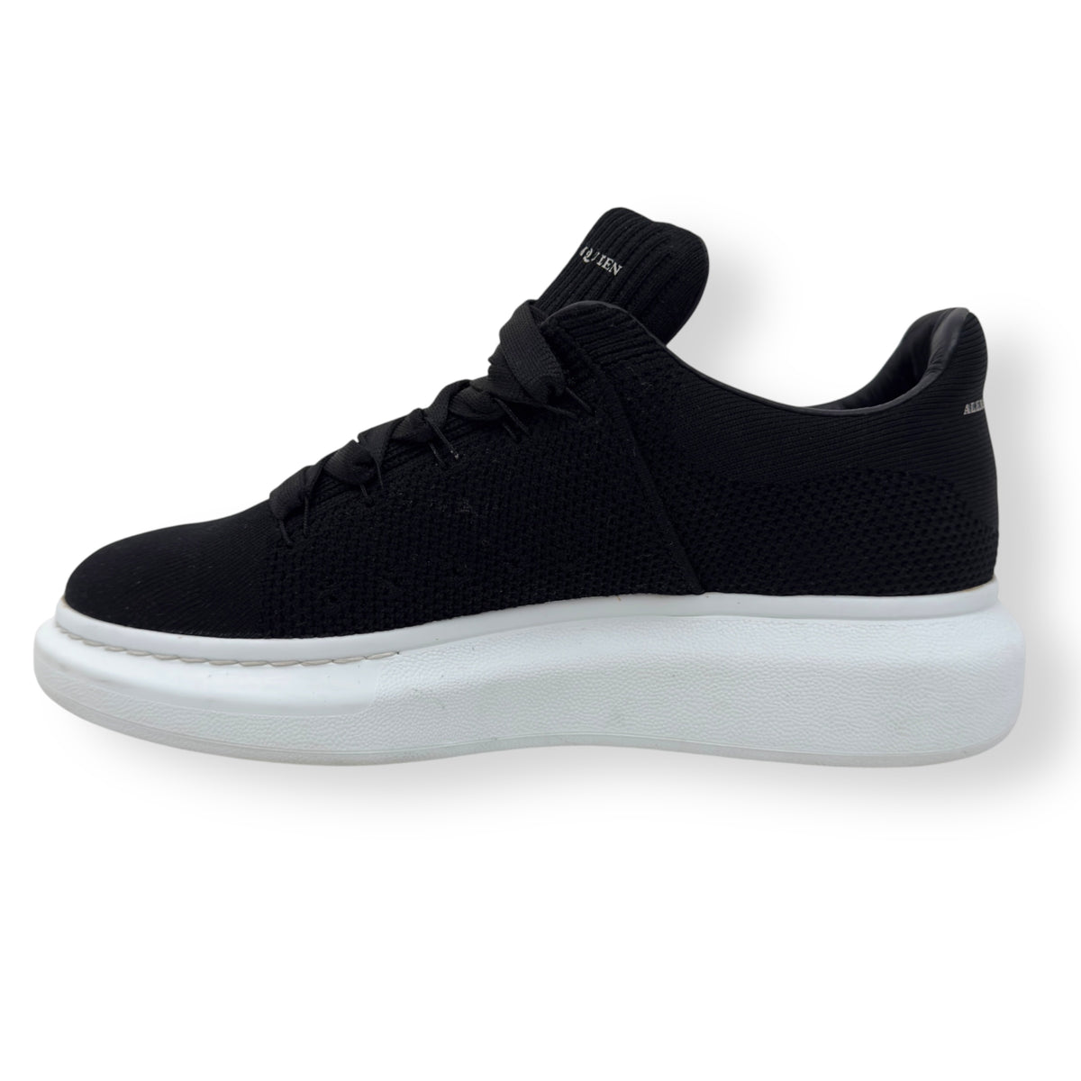 ALEXANDER MCQUEEN KNIT OVERSIZED SNEAKER BLACK / WHITE UK7 / 41