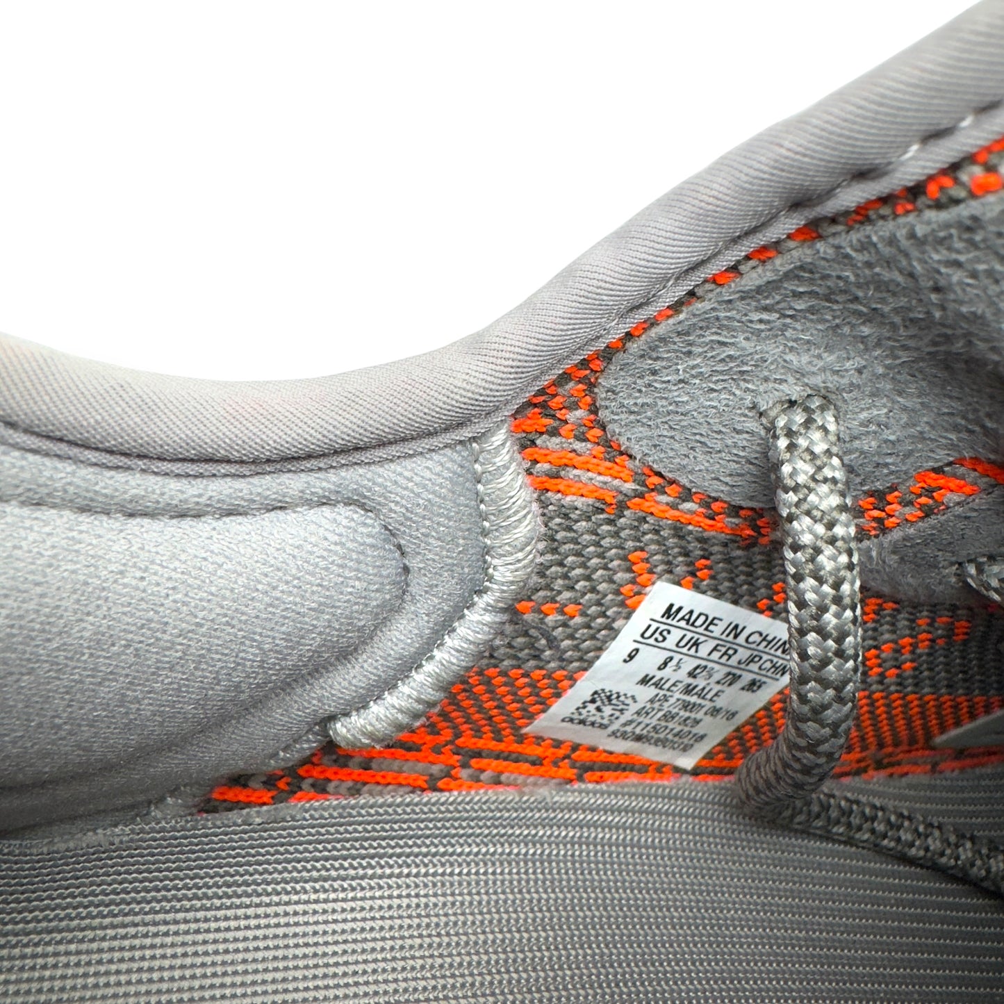 YEEZY BOOST 350 V2 SNEAKER BELUGA UK8.5