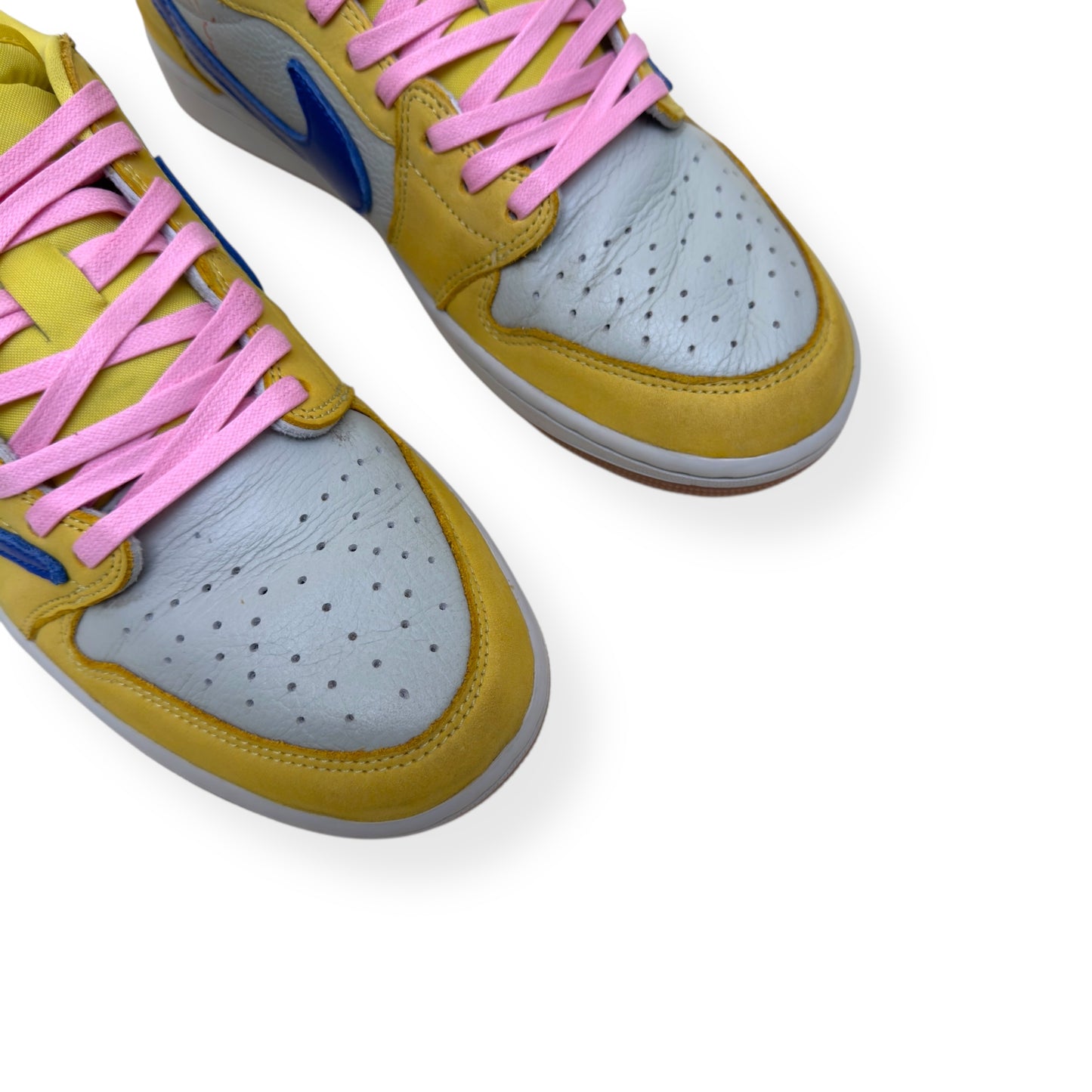 NIKE AIR JORDAN 1 X TRAVIS SCOTT LOW TOP SNEAKER CANARY UK9