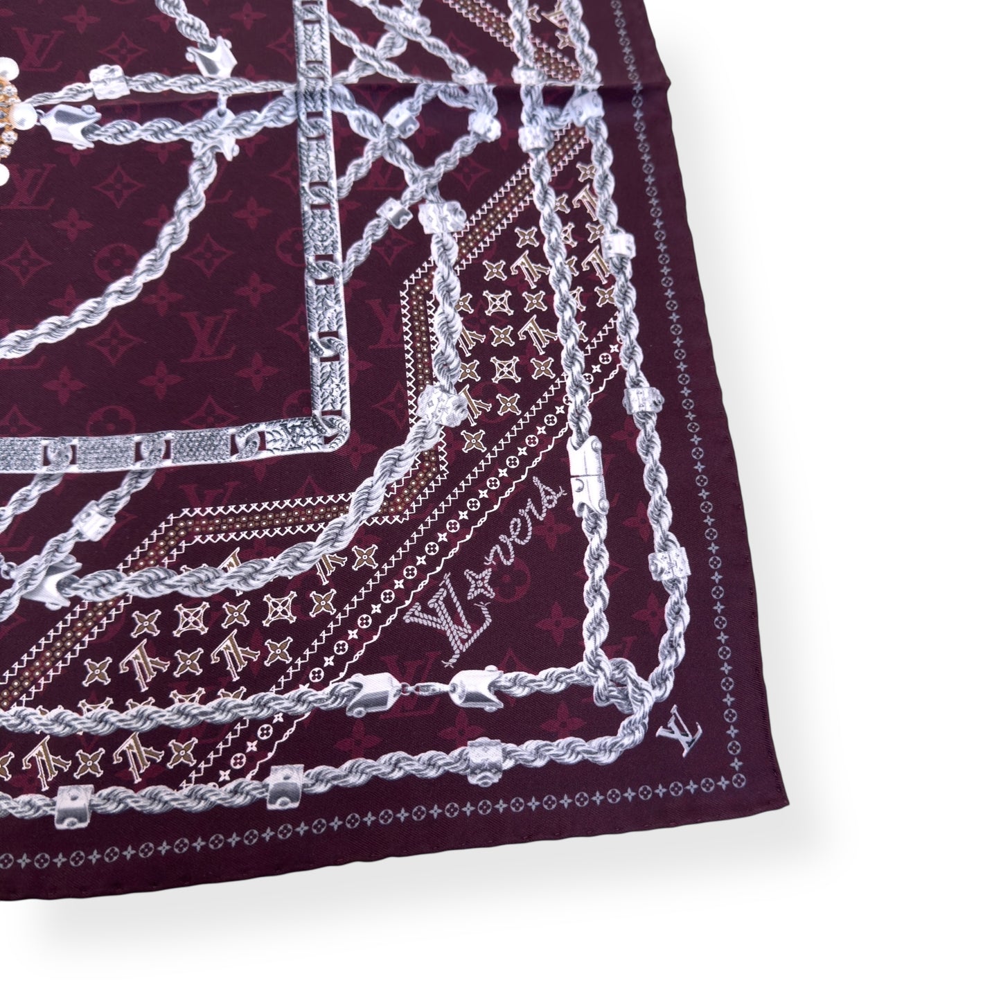 LOUIS VUITTON LV DYNASTY SILK BANDANA BURGUDNY