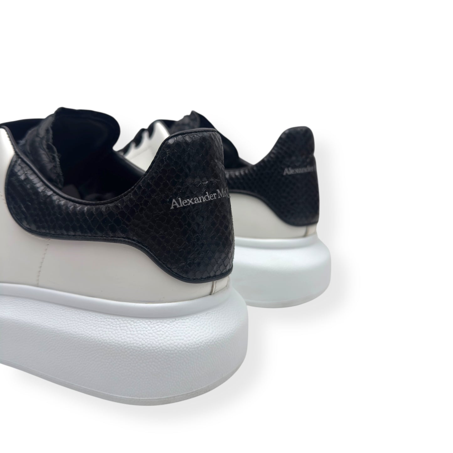 ALEXANDER MCQUEEN OVERSIZED LEATHER / SNAKESKIN SNEAKER WHITE / BLACK 42 / UK8