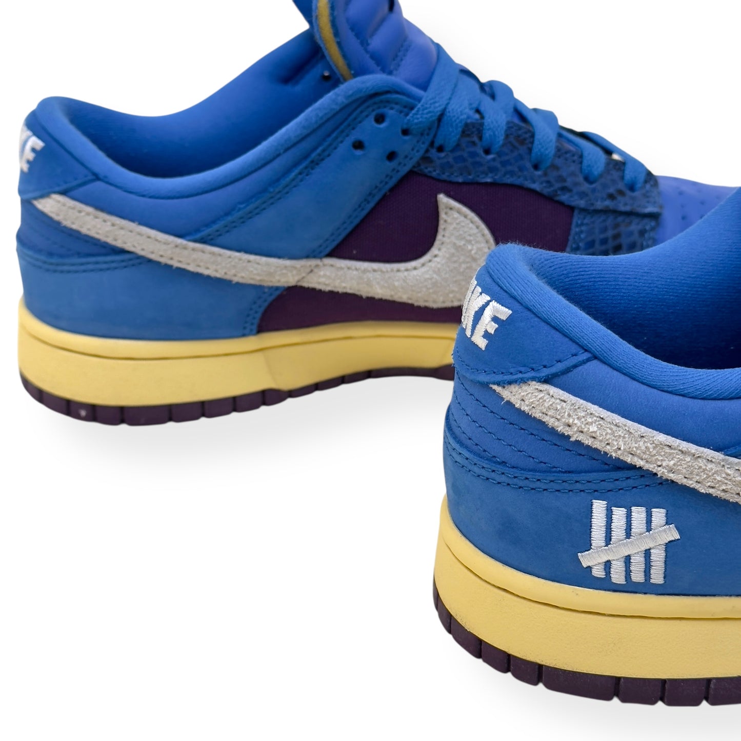 NIKE X UNDEFEATED DUNK LOW SP SNEAKER BLUE / PURPLE UK8