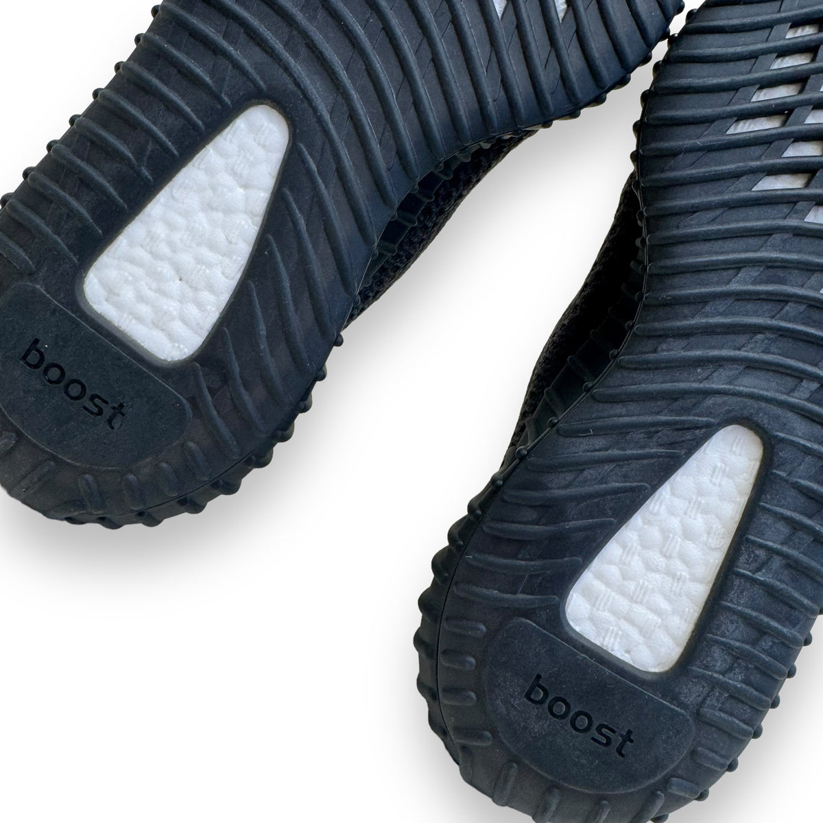 YEEZY BOOST 350 V2 SNEAKER BLACK UK7