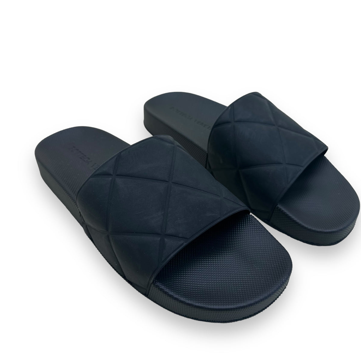 BOTTEGA VENETA QUILTED SLIDES BLACK UK7