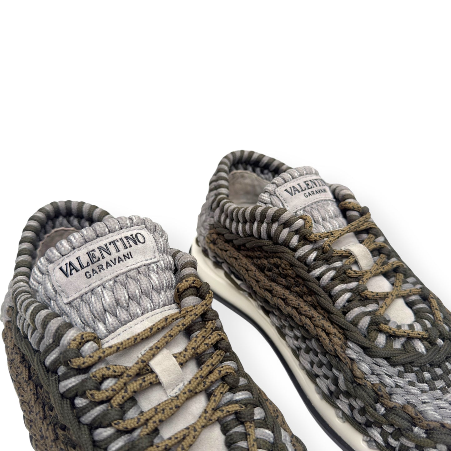 VALENTINO GARAVANI CROCHET LOW-TOP SNEAKERS 42 / UK8