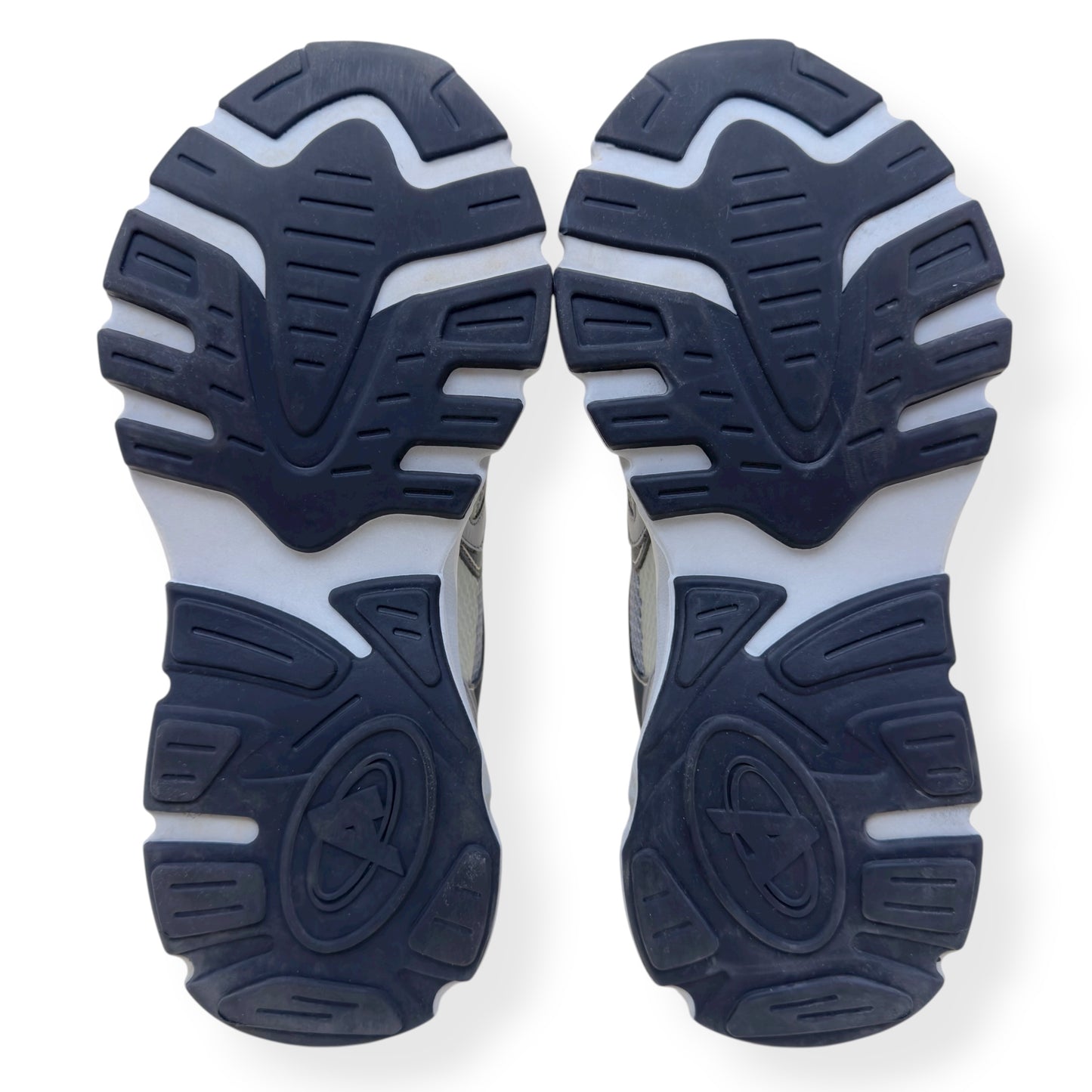 AXEL ARIGATO MARATHON RUNNER SNEAKER GREY UK10