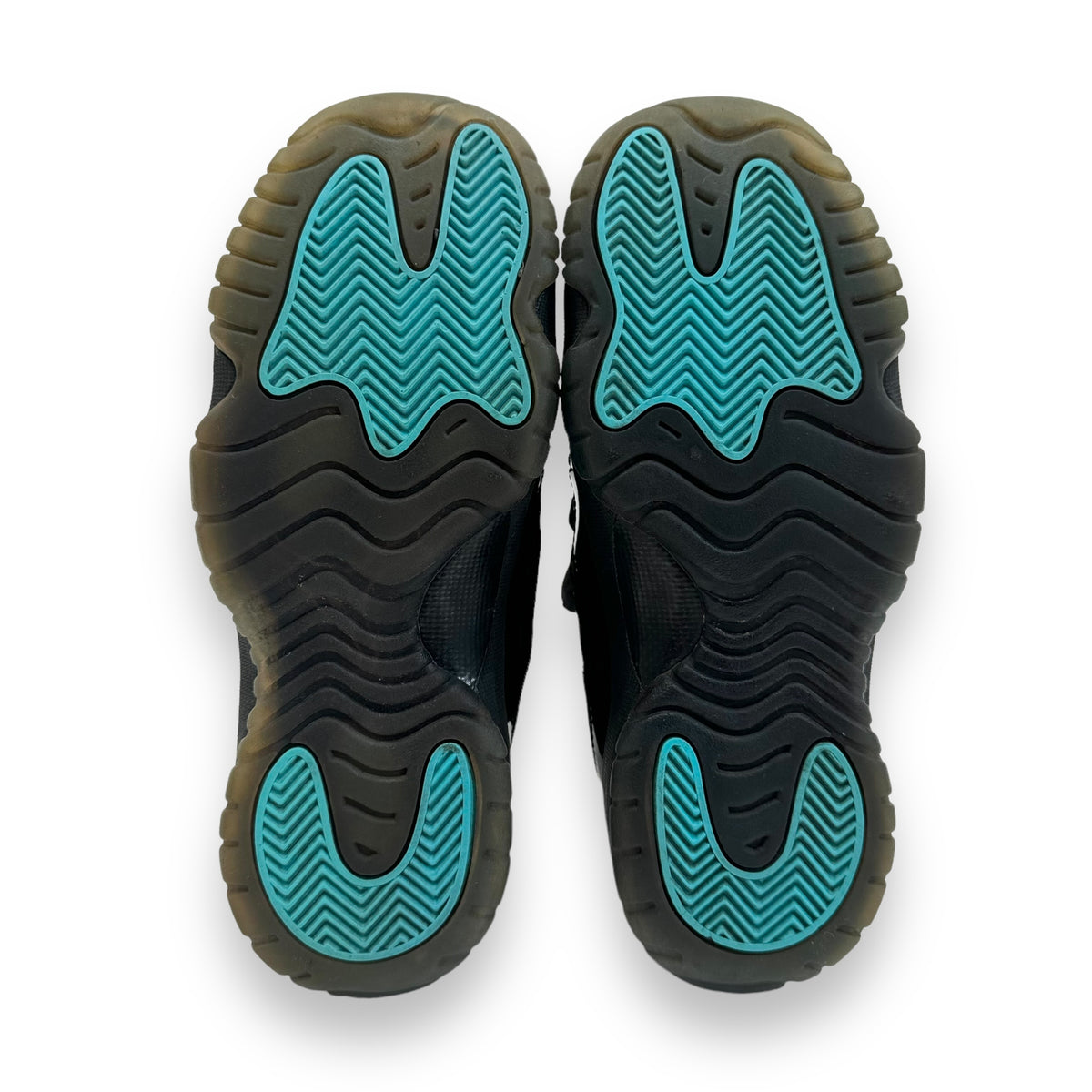 AIR JORDAN 11 SNEAKER GAMMA BLUE UK5.5
