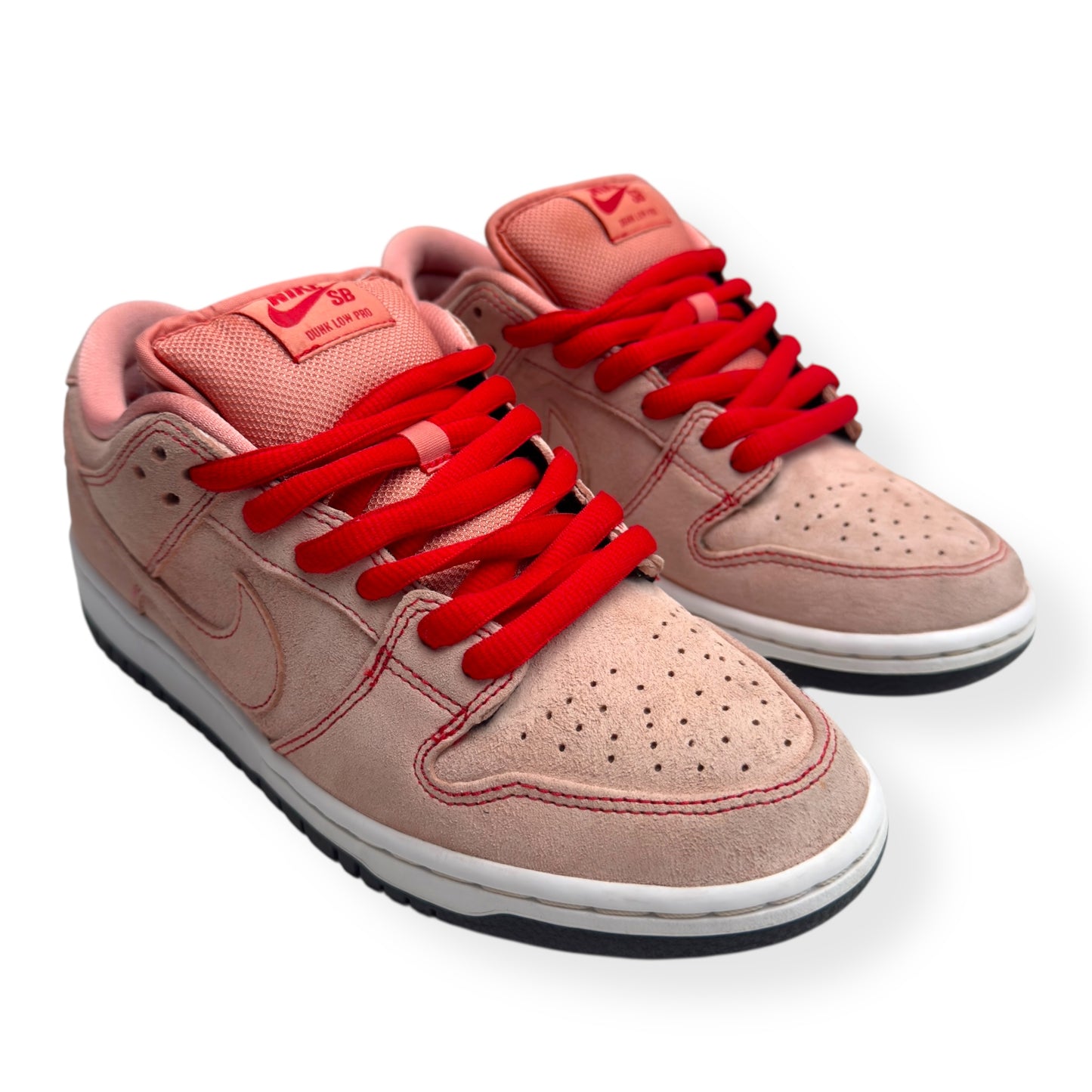 NIKE SB DUNK LOW TOP SNEAKER PINK PIG UK6