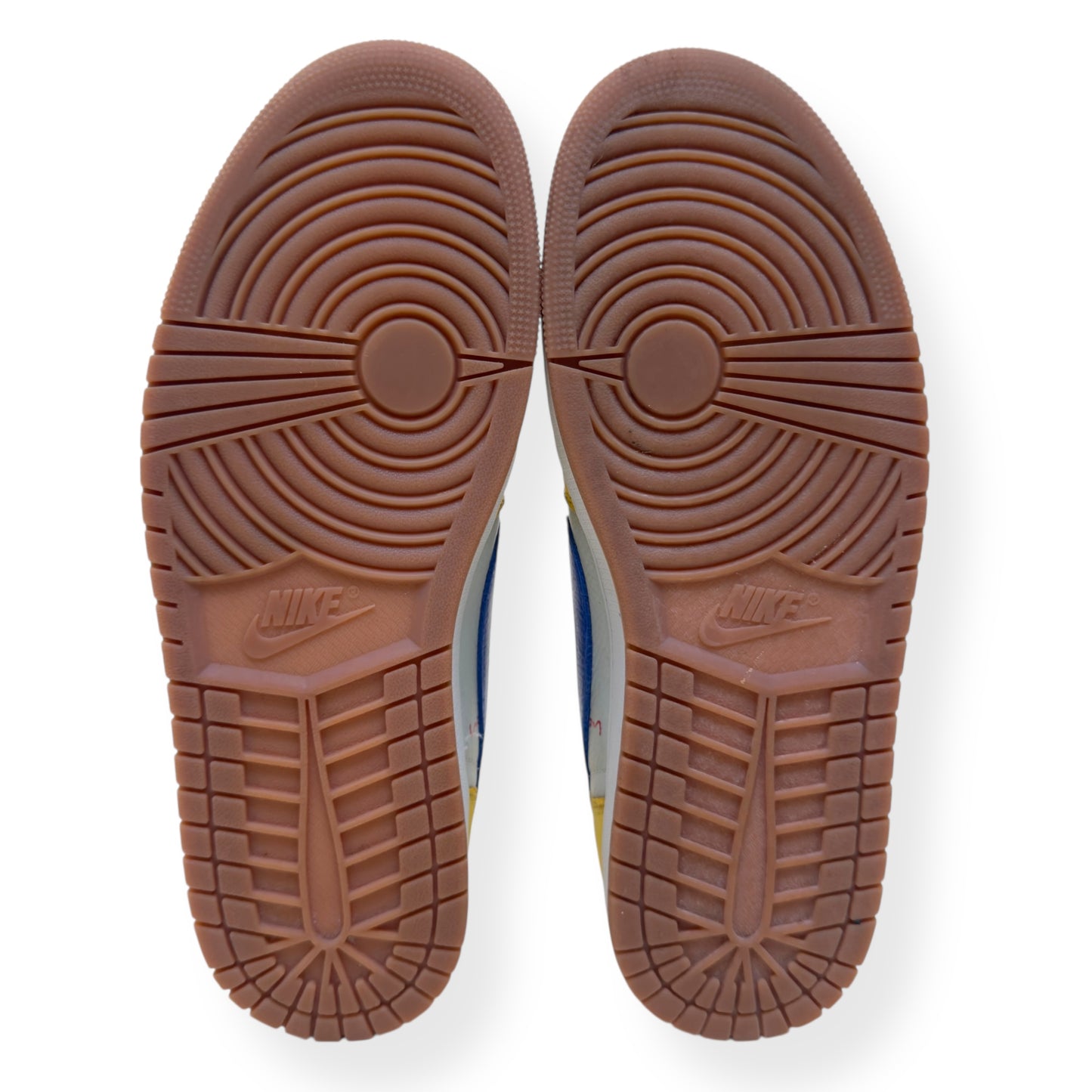 NIKE AIR JORDAN 1 X TRAVIS SCOTT LOW TOP SNEAKER CANARY UK9