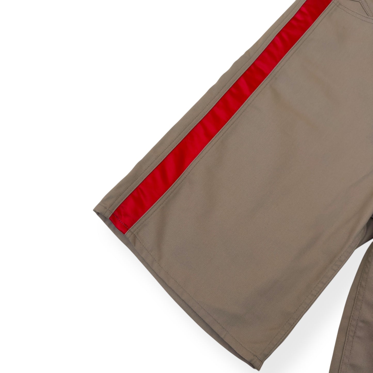 RHUDE X HARRODS BERMUDA SHORTS BEIGE / RED M